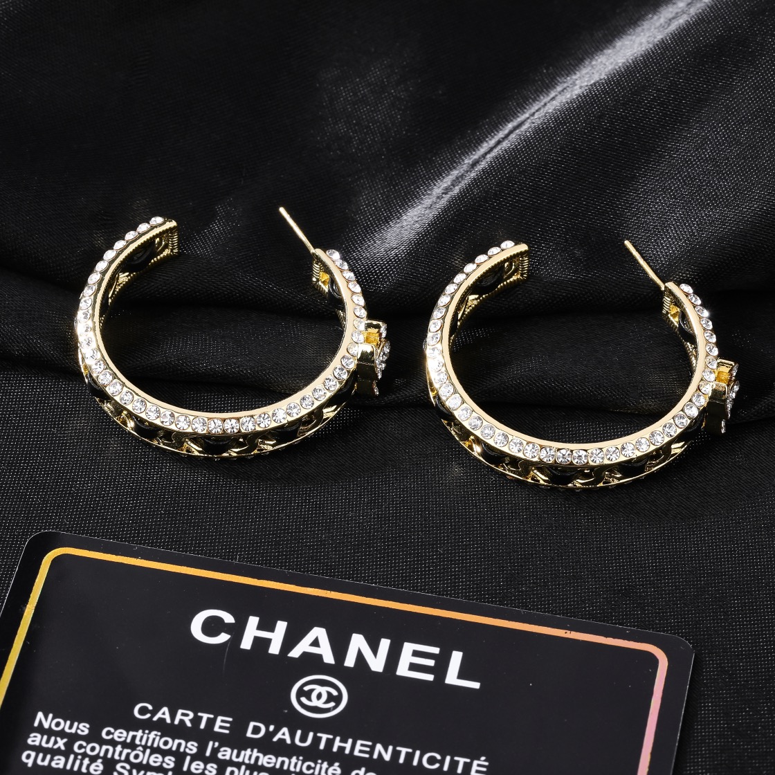 Chanel Earring