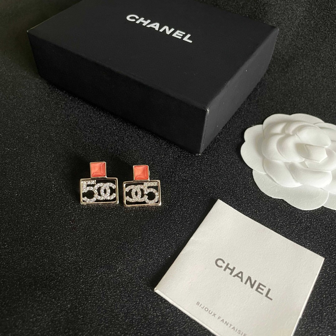 Chanel Earring 7