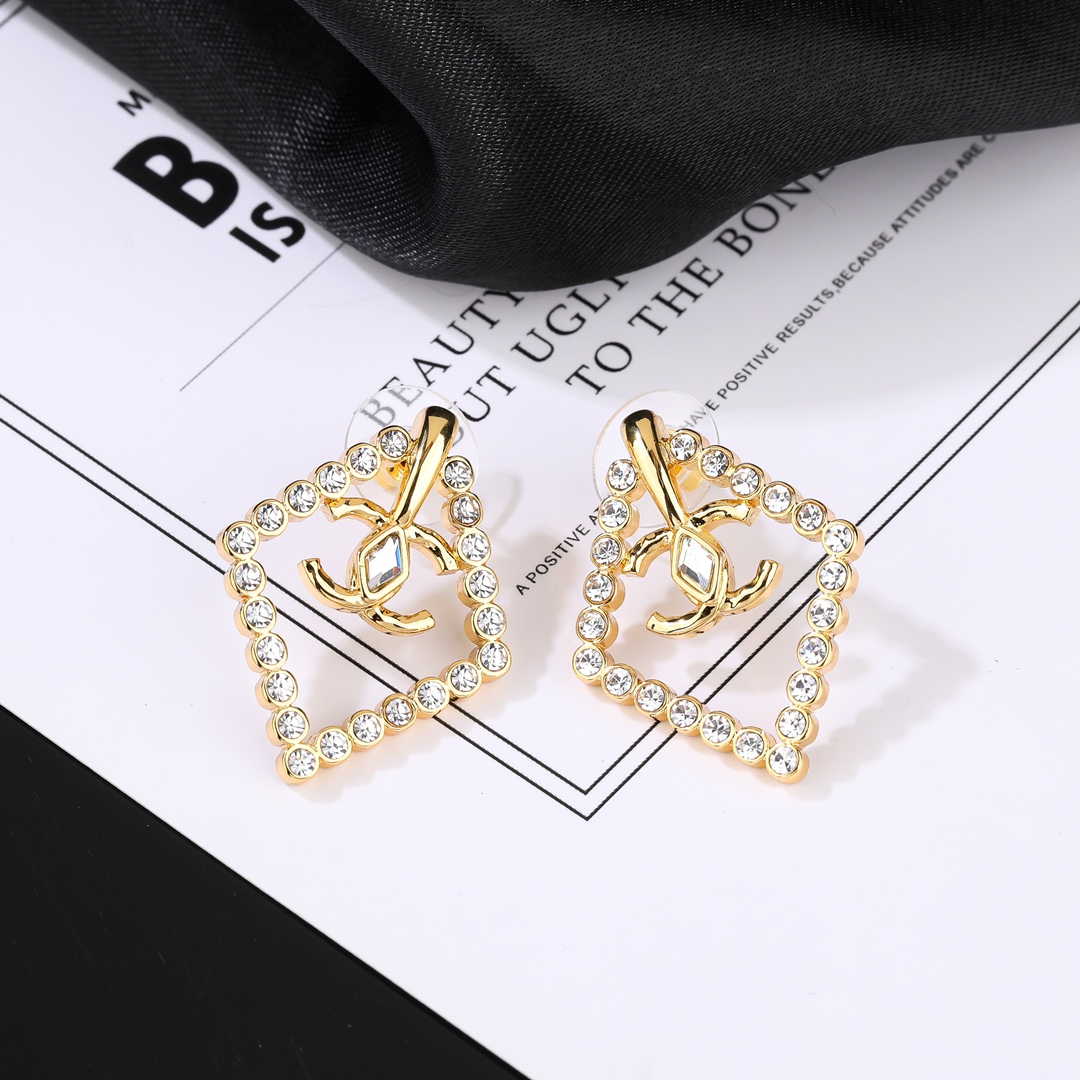 Chanel Earring