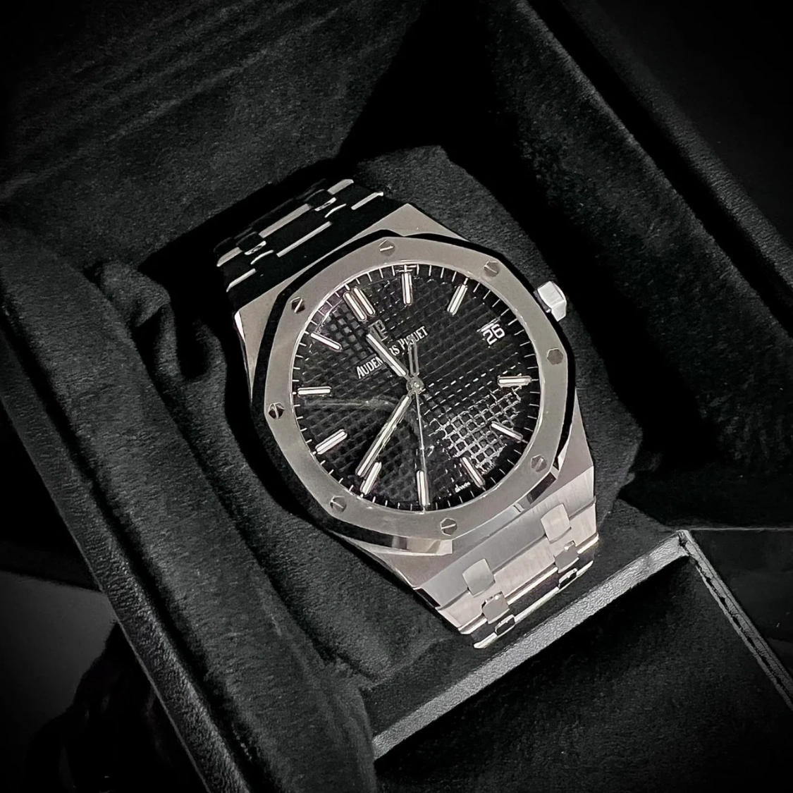 ROYAL OAK SERIES AUTOMATIC WINDING WATCH 5O ANNIVERSARY EDITION Ref. 15510ST.OO.1320ST.02(AAAAA version)
