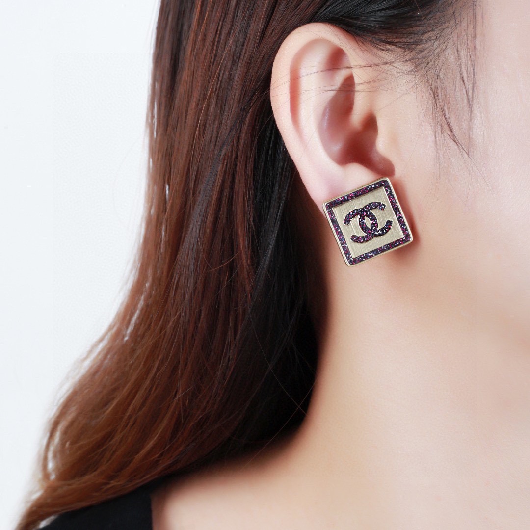 Chanel Earring