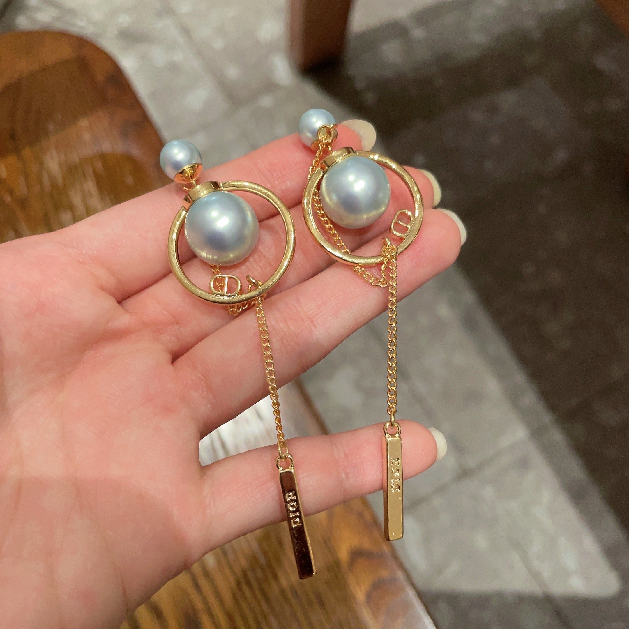 DIOR EARRING 70