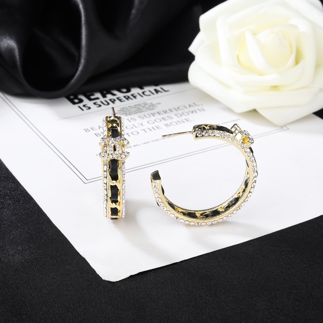 Chanel Earring