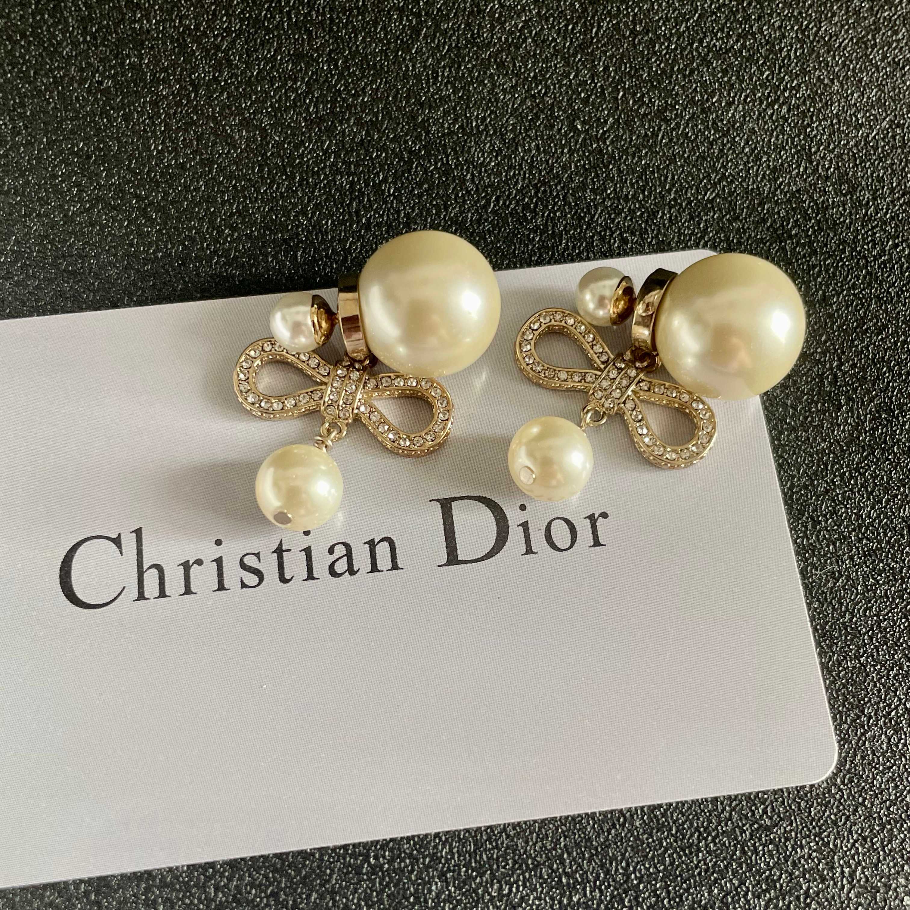 DIOR EARRING 70