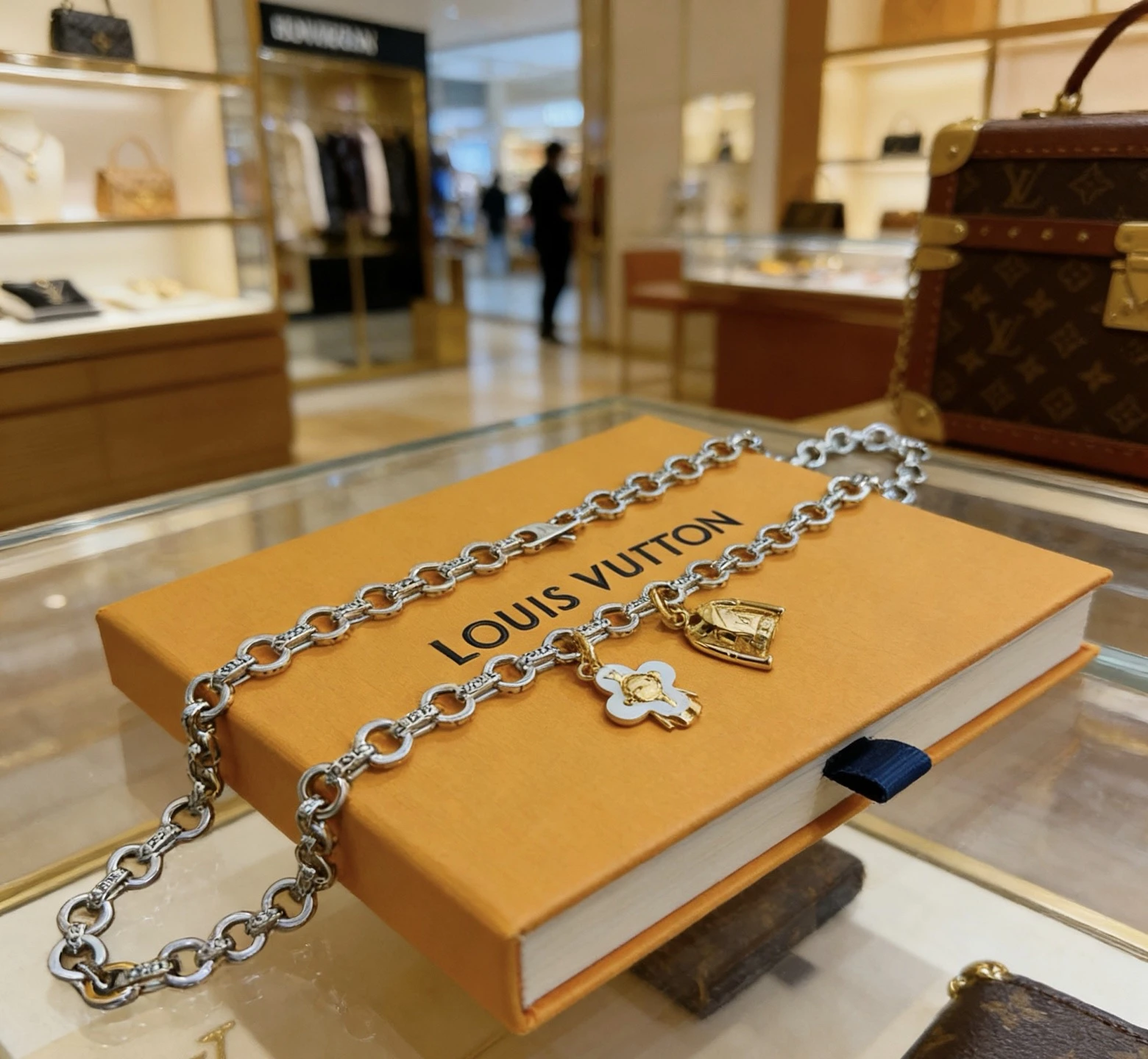 LV Necklace