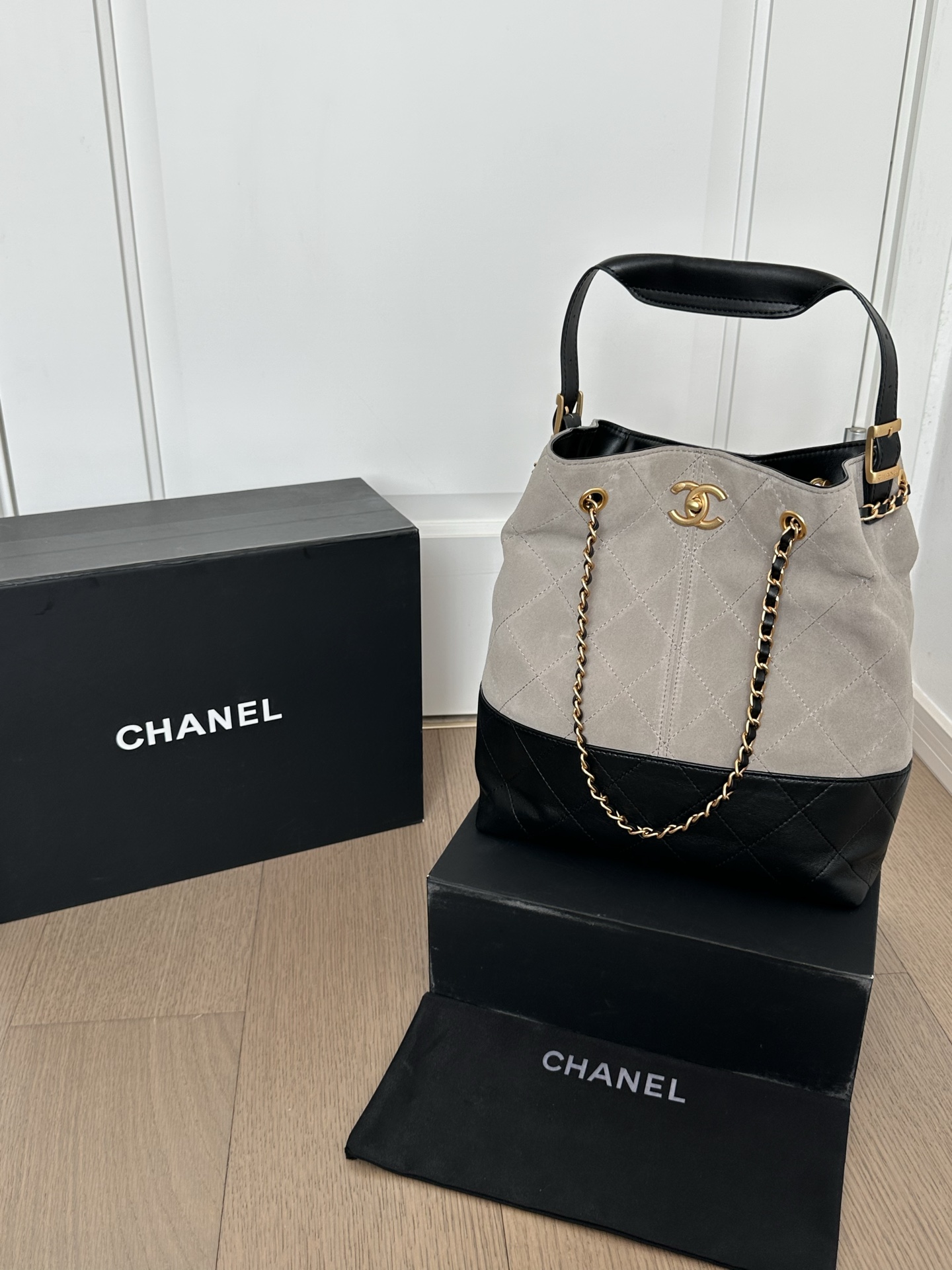 Chanel 25A Hobo Bag