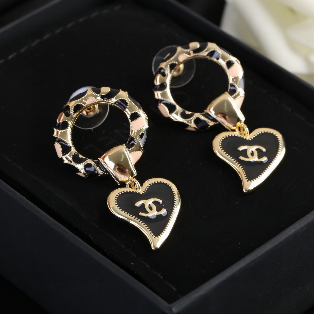 Chanel Earring