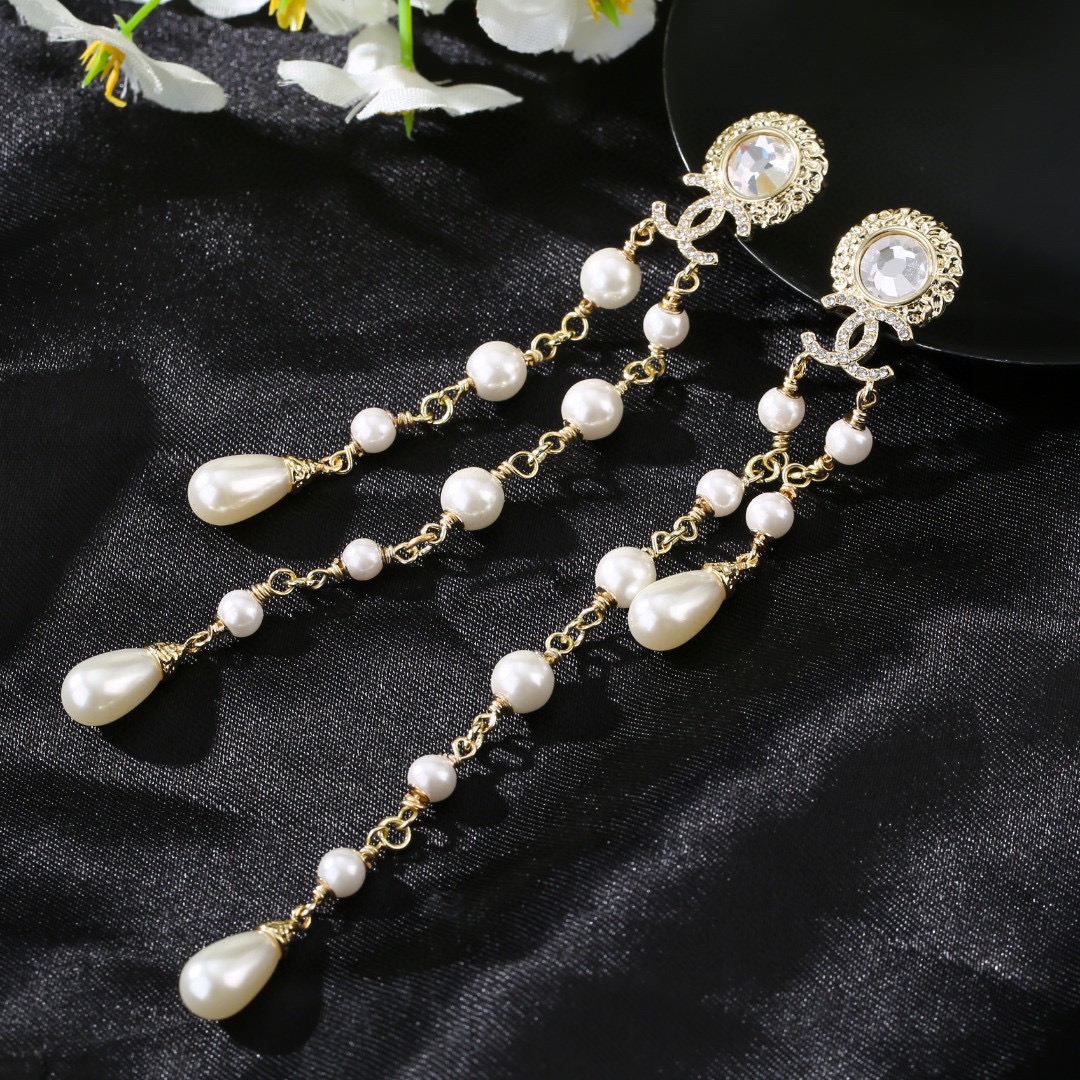 Chanel Earring