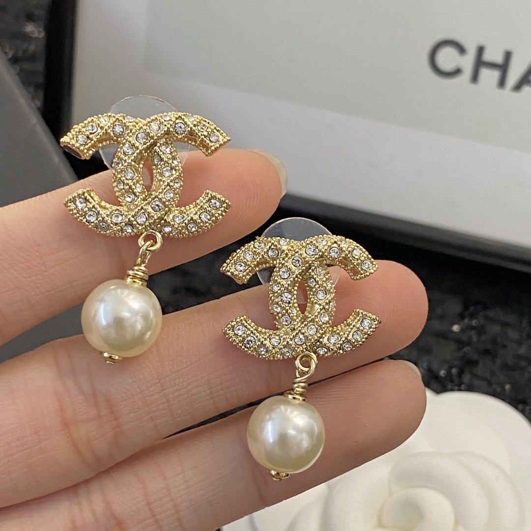 Chanel Earring