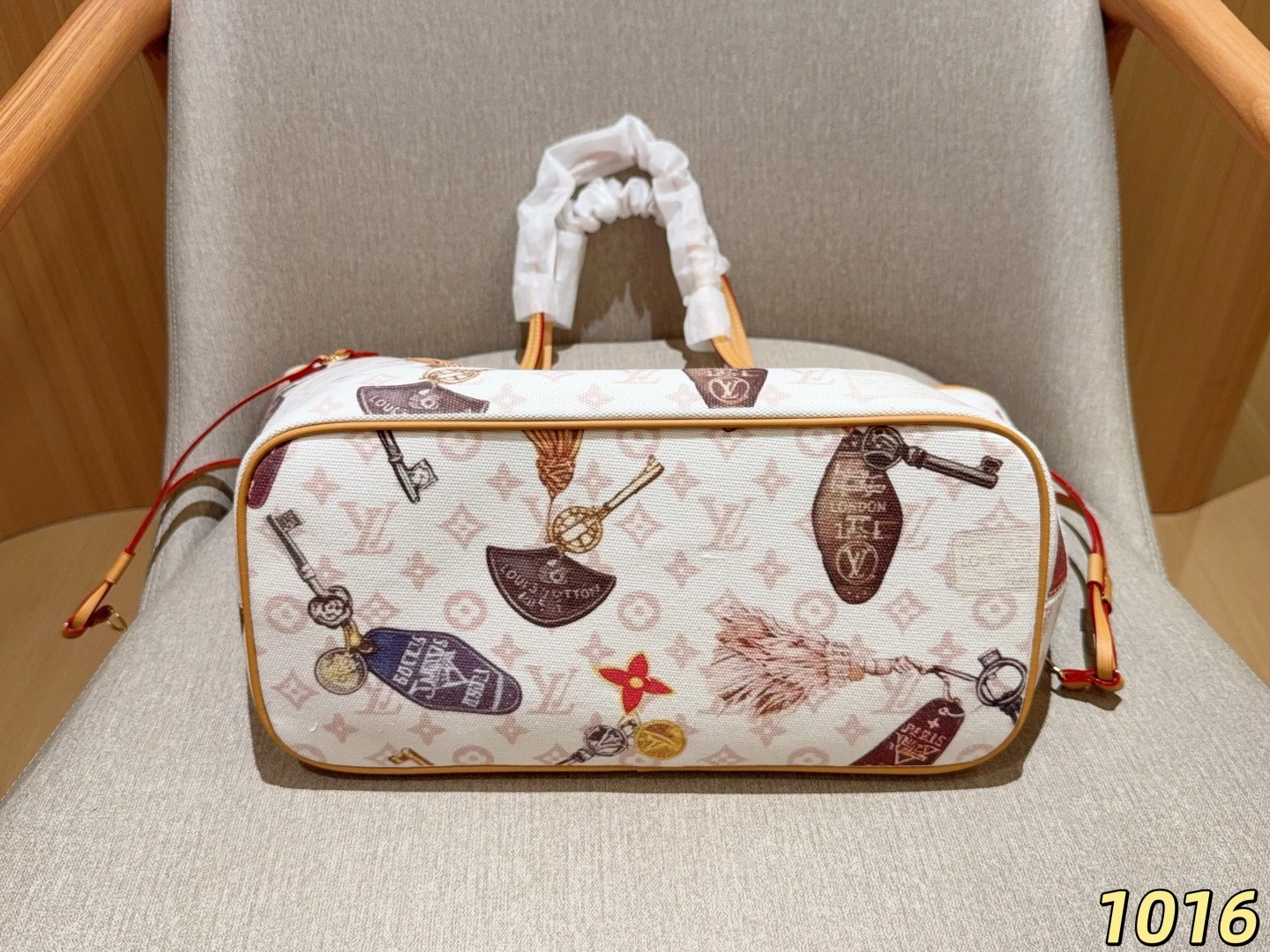LV Neverfull