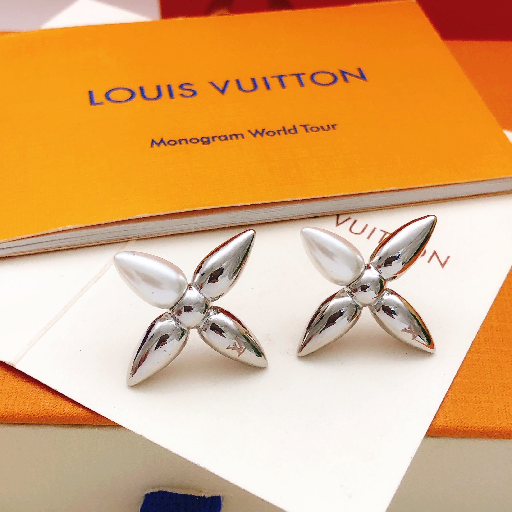 LV Earrings