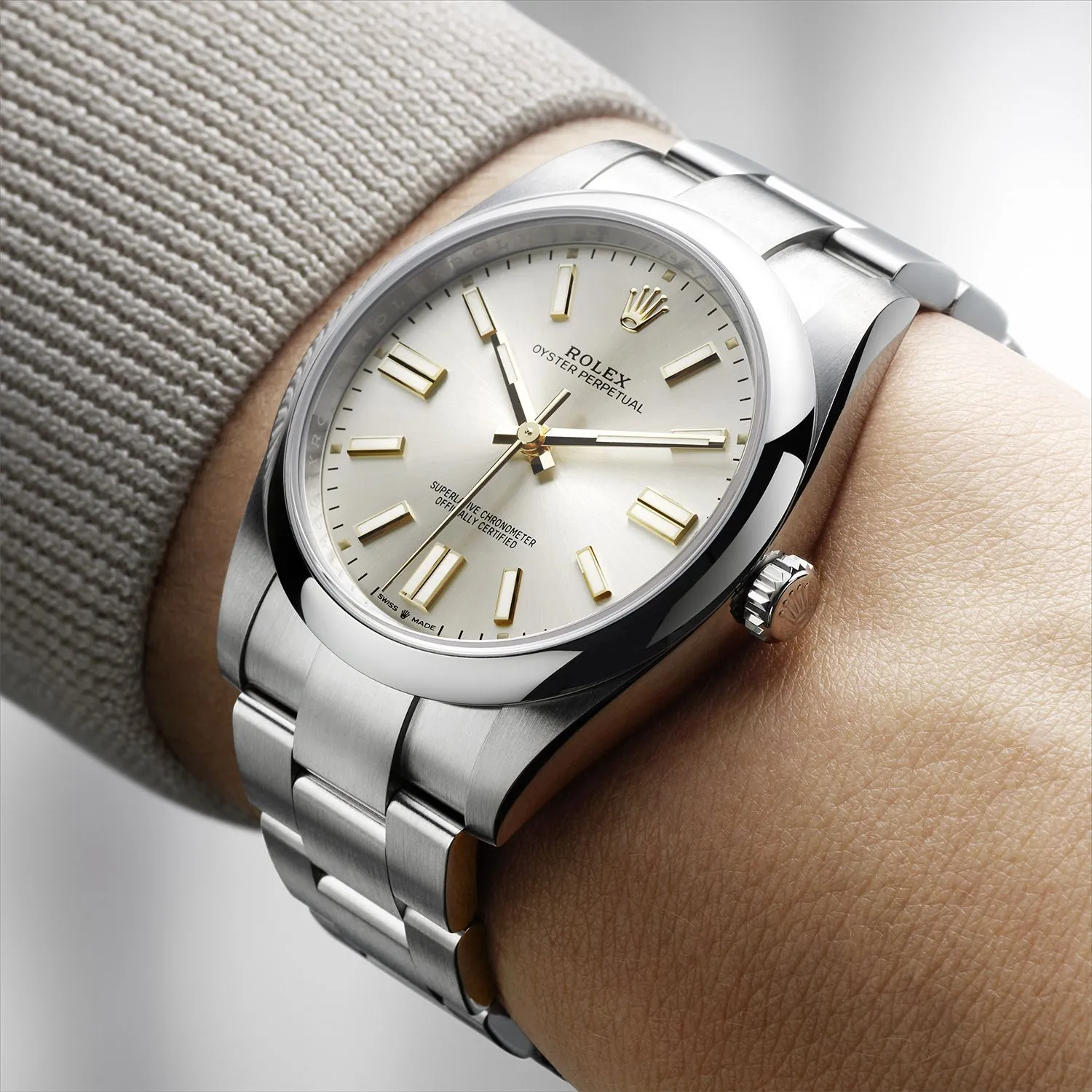 OYSTER PERPETUAL 124300 Series(Champagne gold)