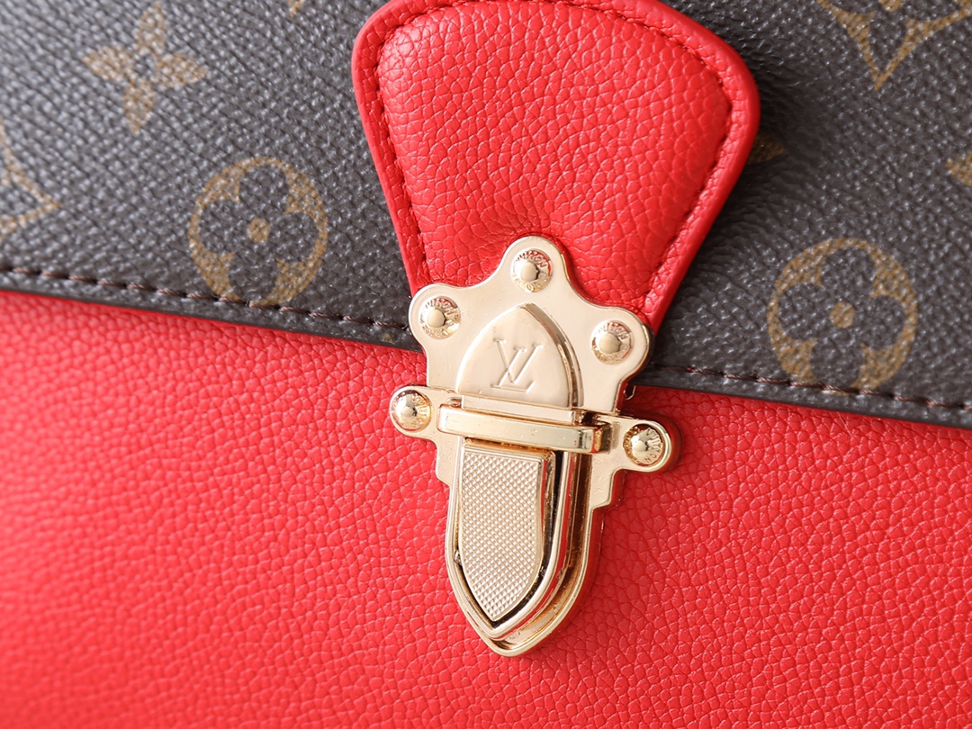 LV Victoire Chain Bag