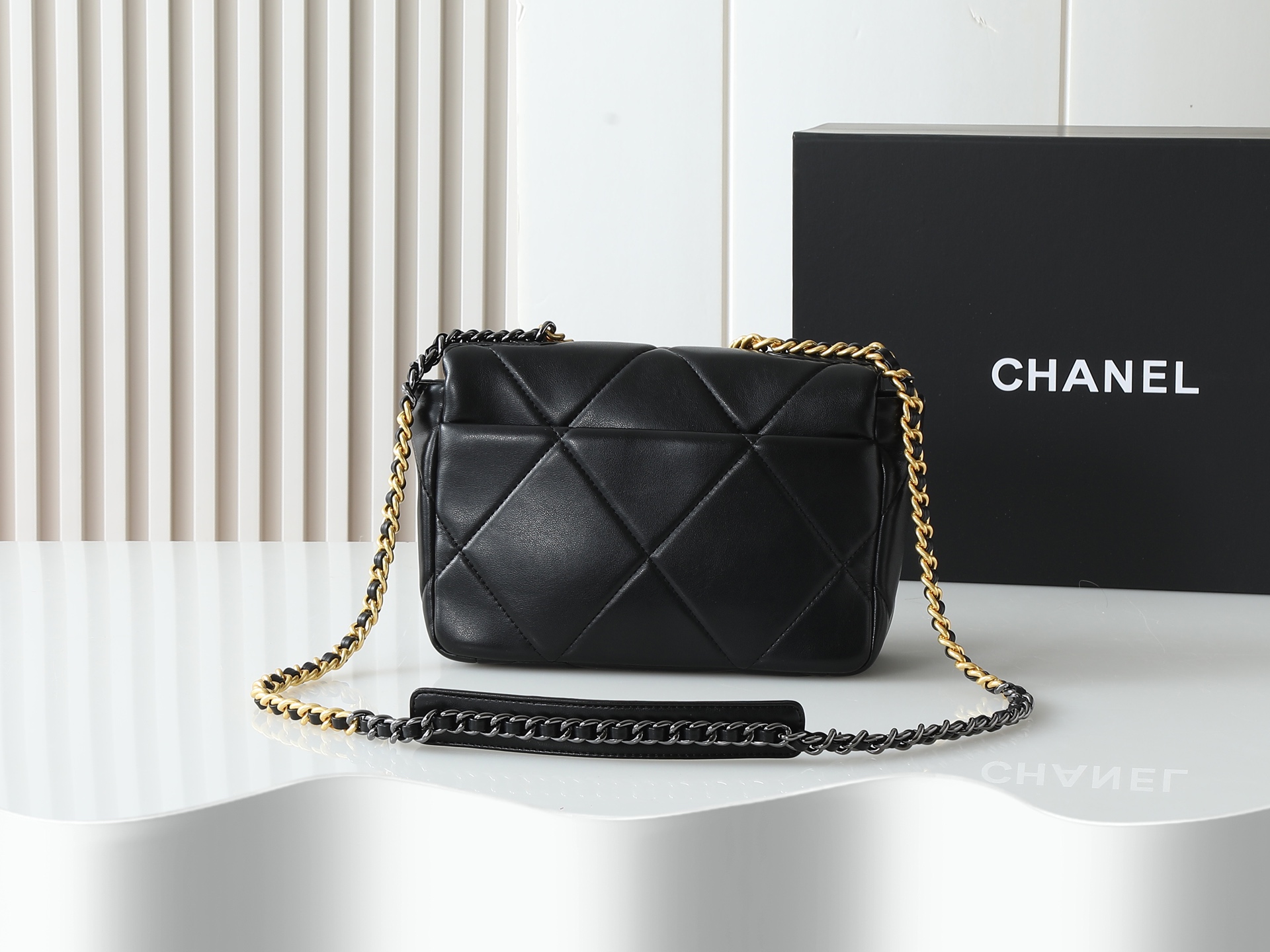 Chanel 19Bag