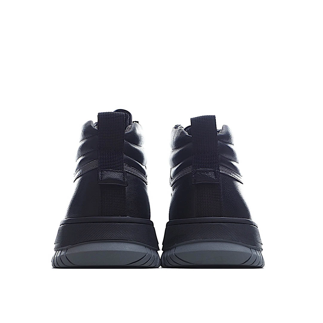 Gucci Distressed Screener sneaker