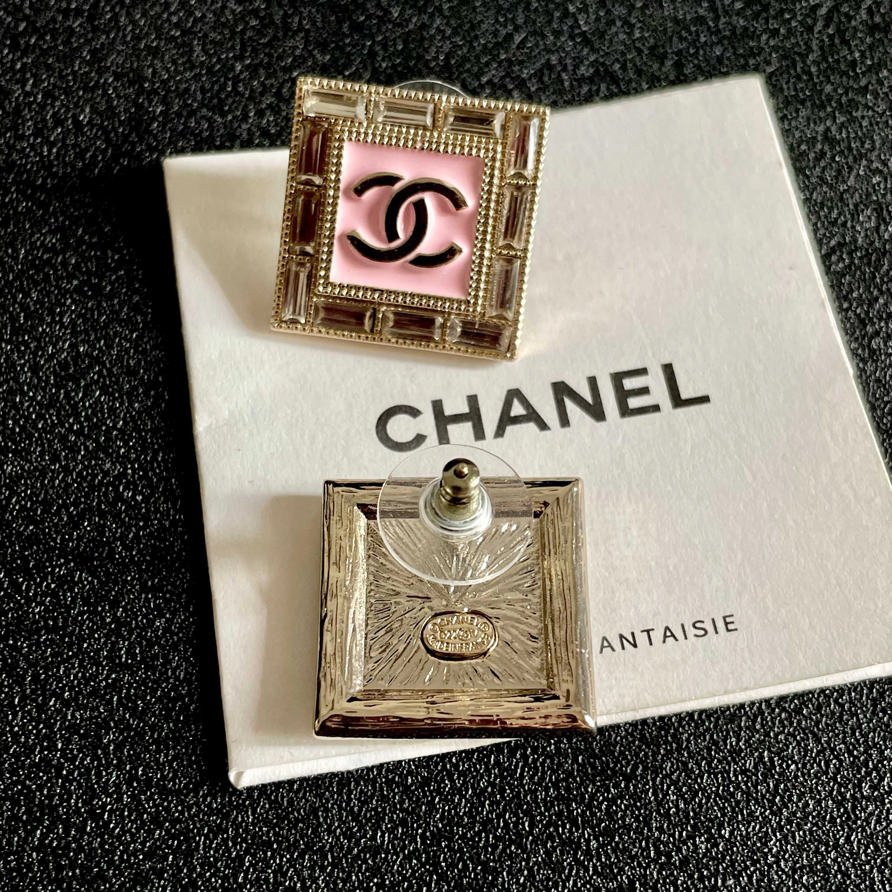 Chanel Earring