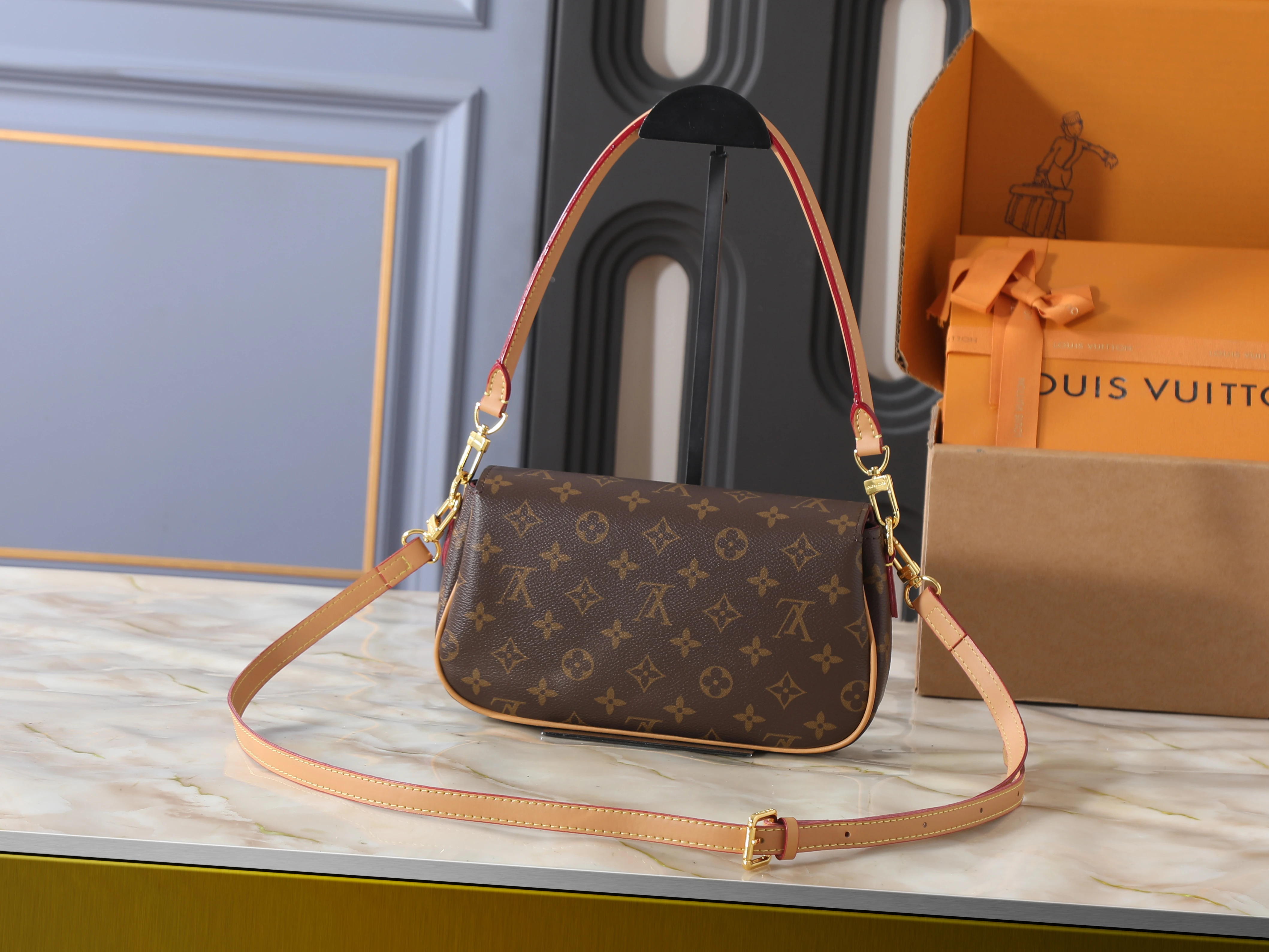 LV Pochette Métis Soft