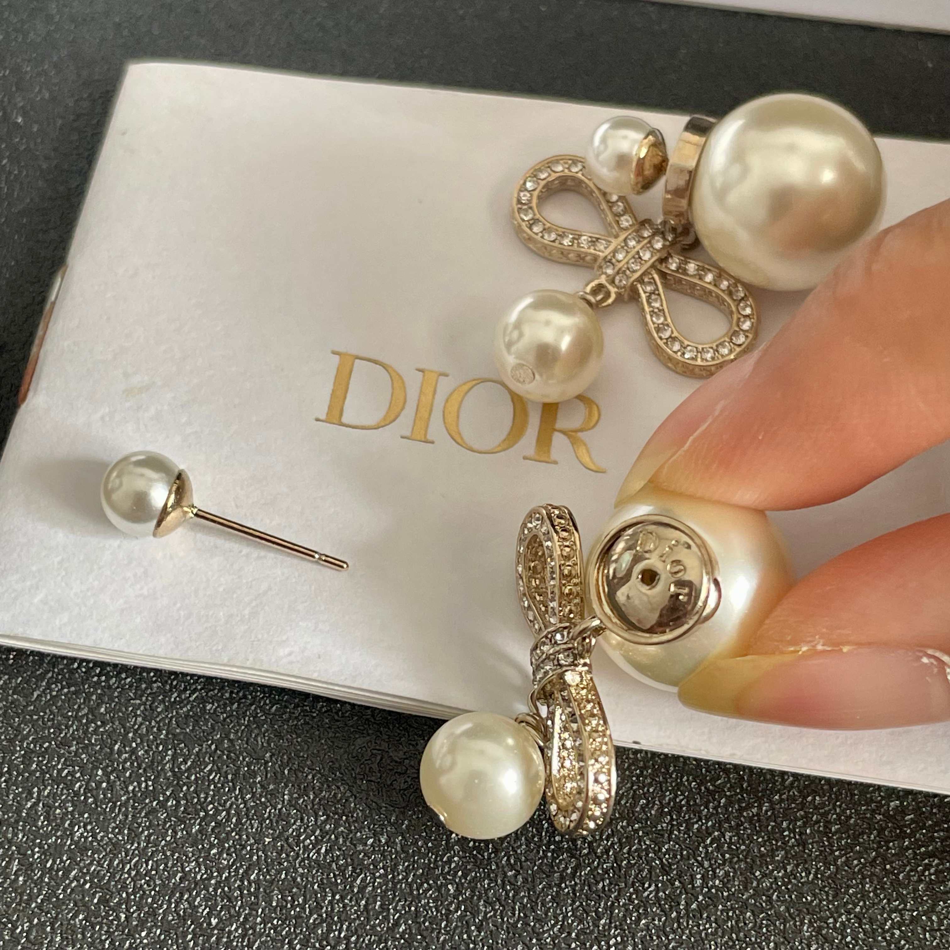 DIOR EARRING 70