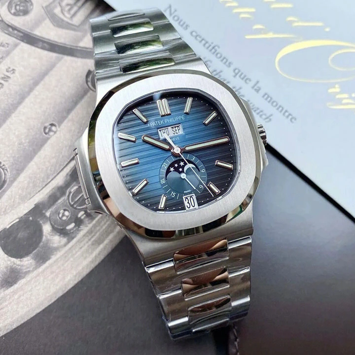 5726/1A Patek Philippe- NAUTILUS (AAAAA clone)