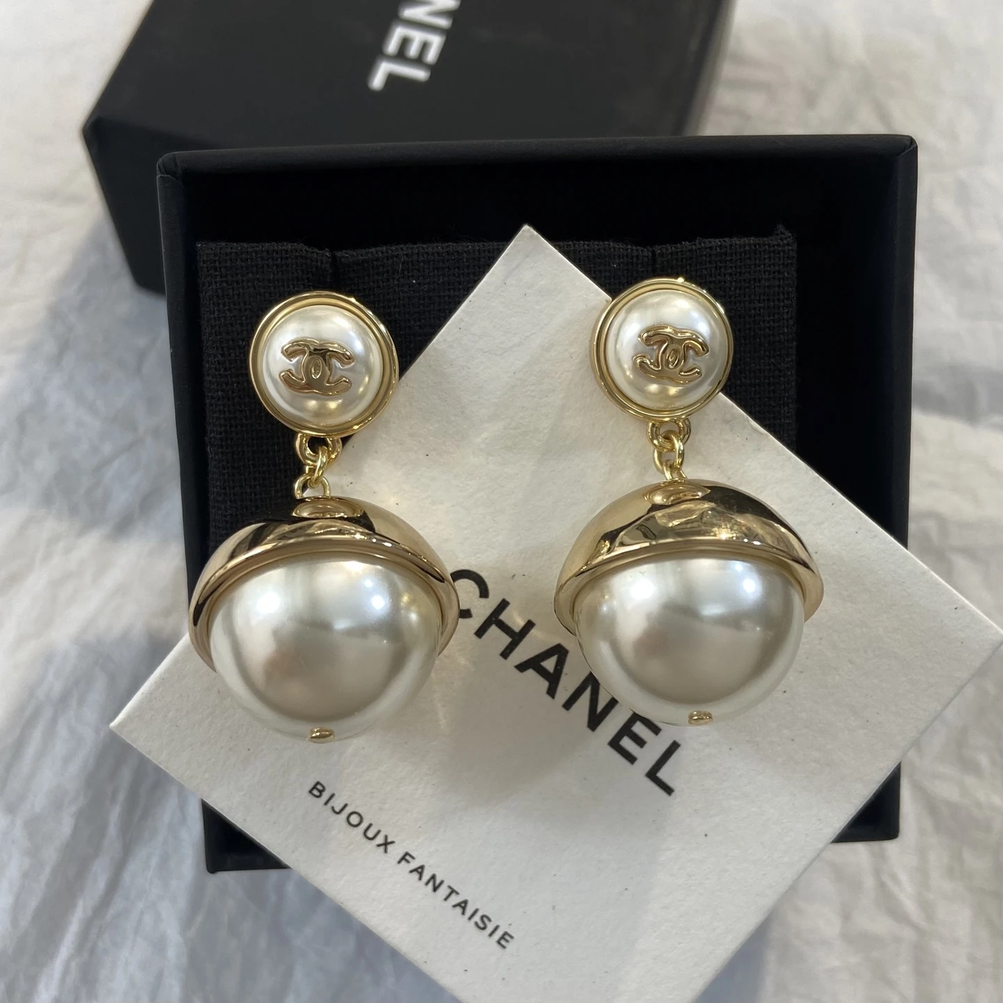 Chanel Earring