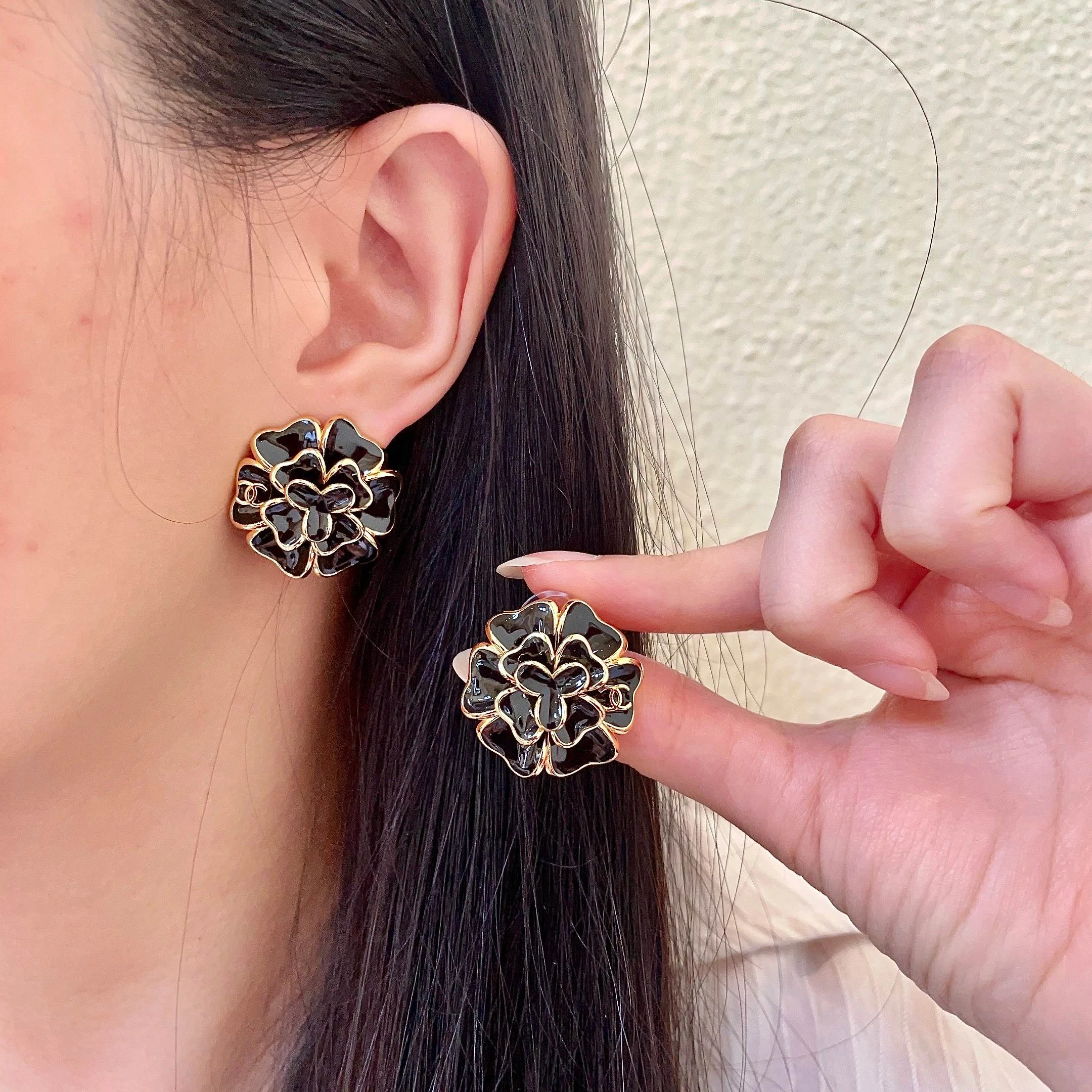 Chanel Earring