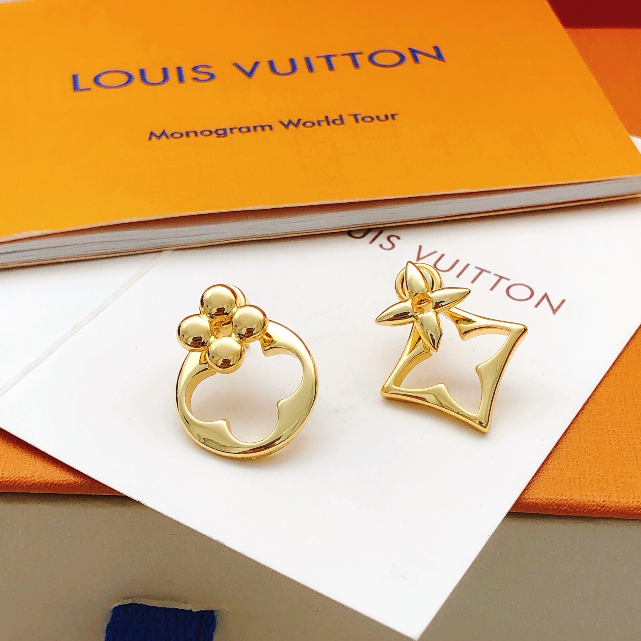 LV Earrings
