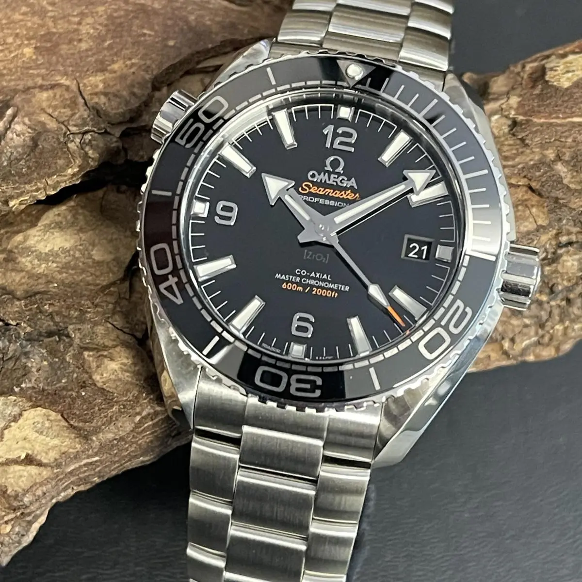 Seamaster Planet Ocean Co-Axial Master Chronometer 215.30.40.20.01.001(AAAAA version)