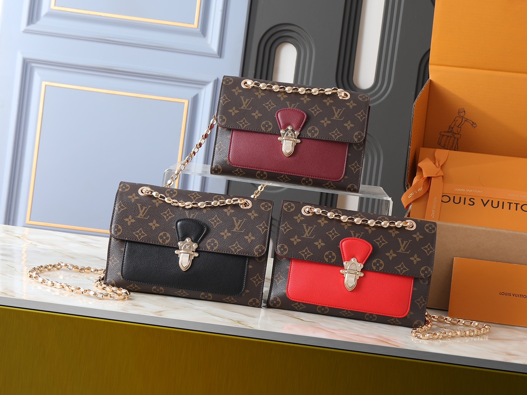 LV Victoire Chain Bag
