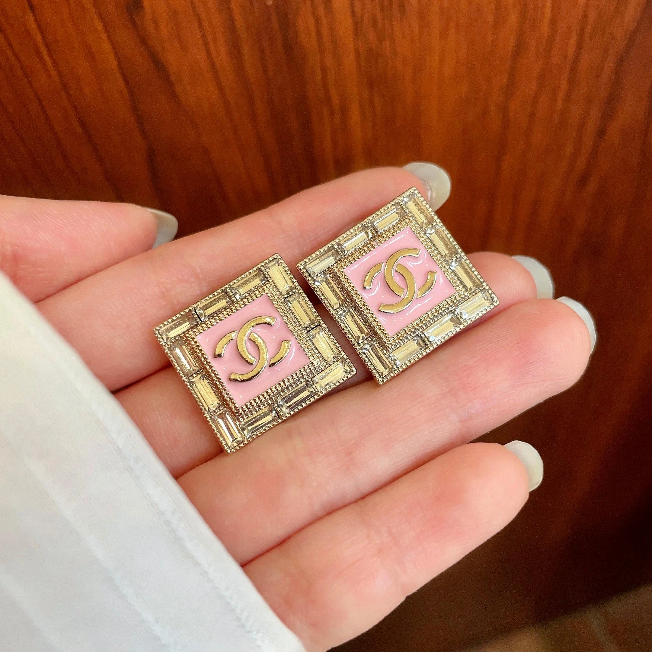 Chanel Earring
