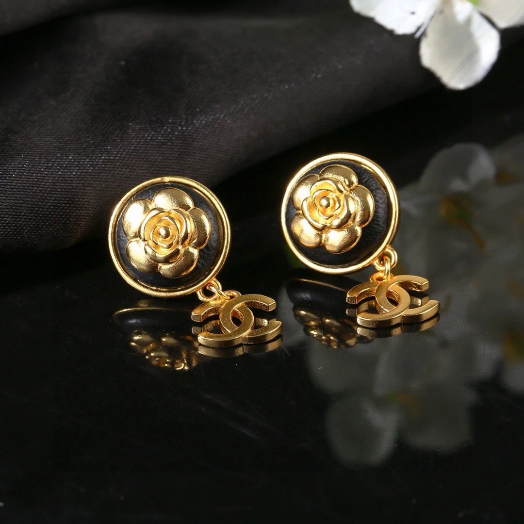Chanel Earring