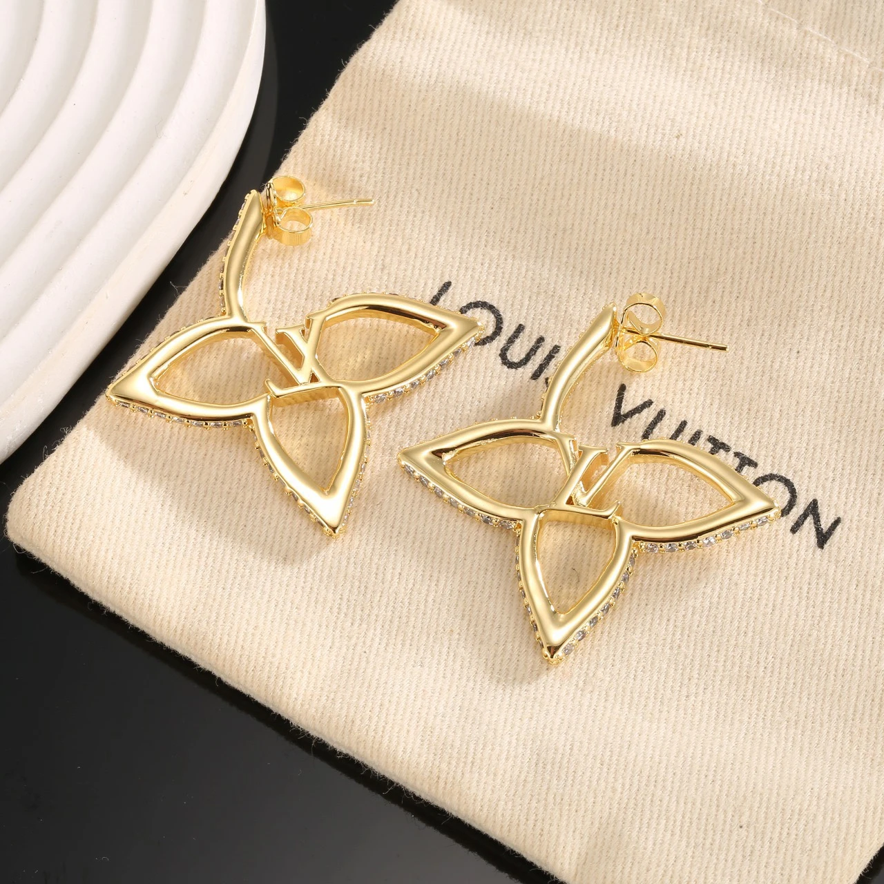 LV Earring