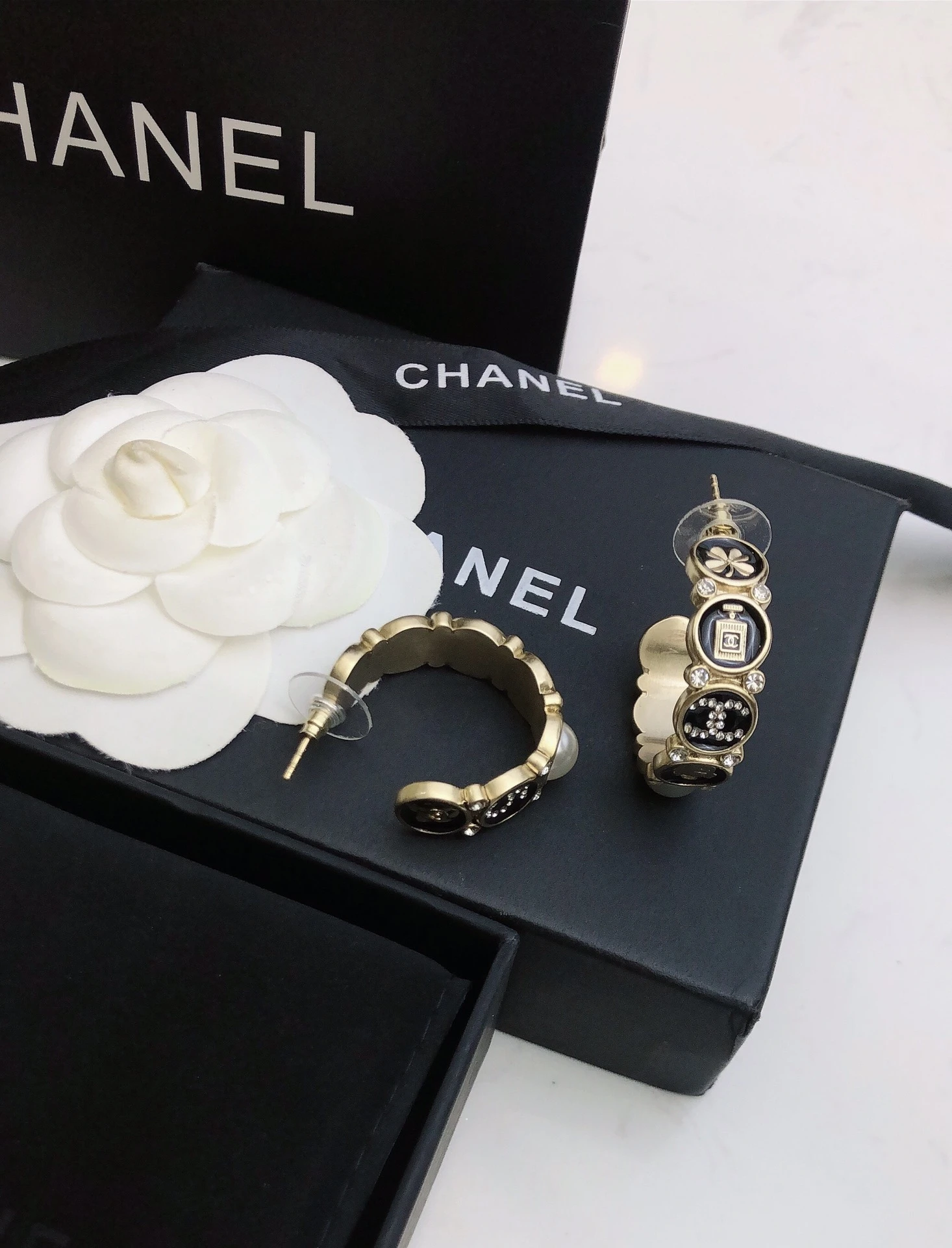 Chanel Earring
