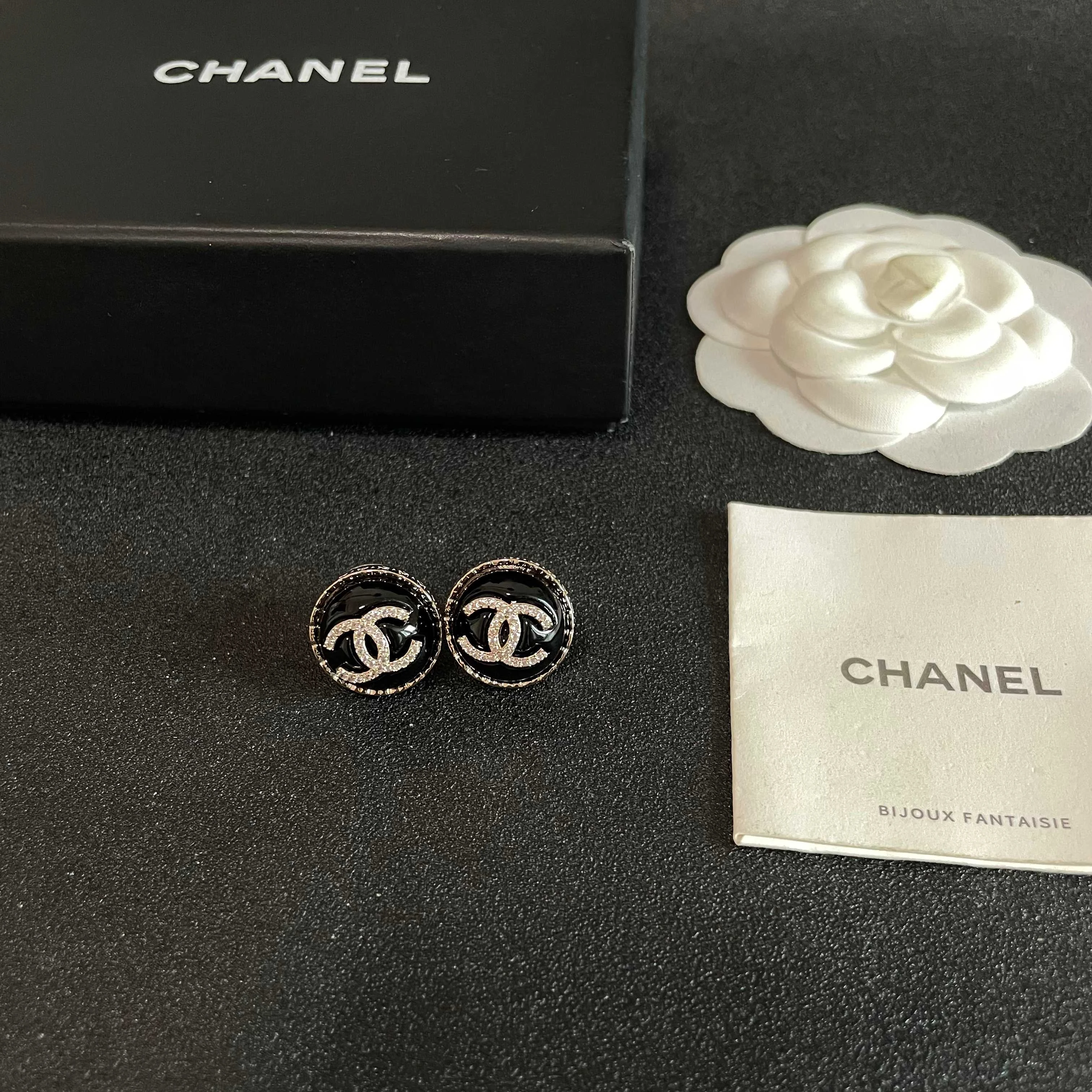 Chanel Earring