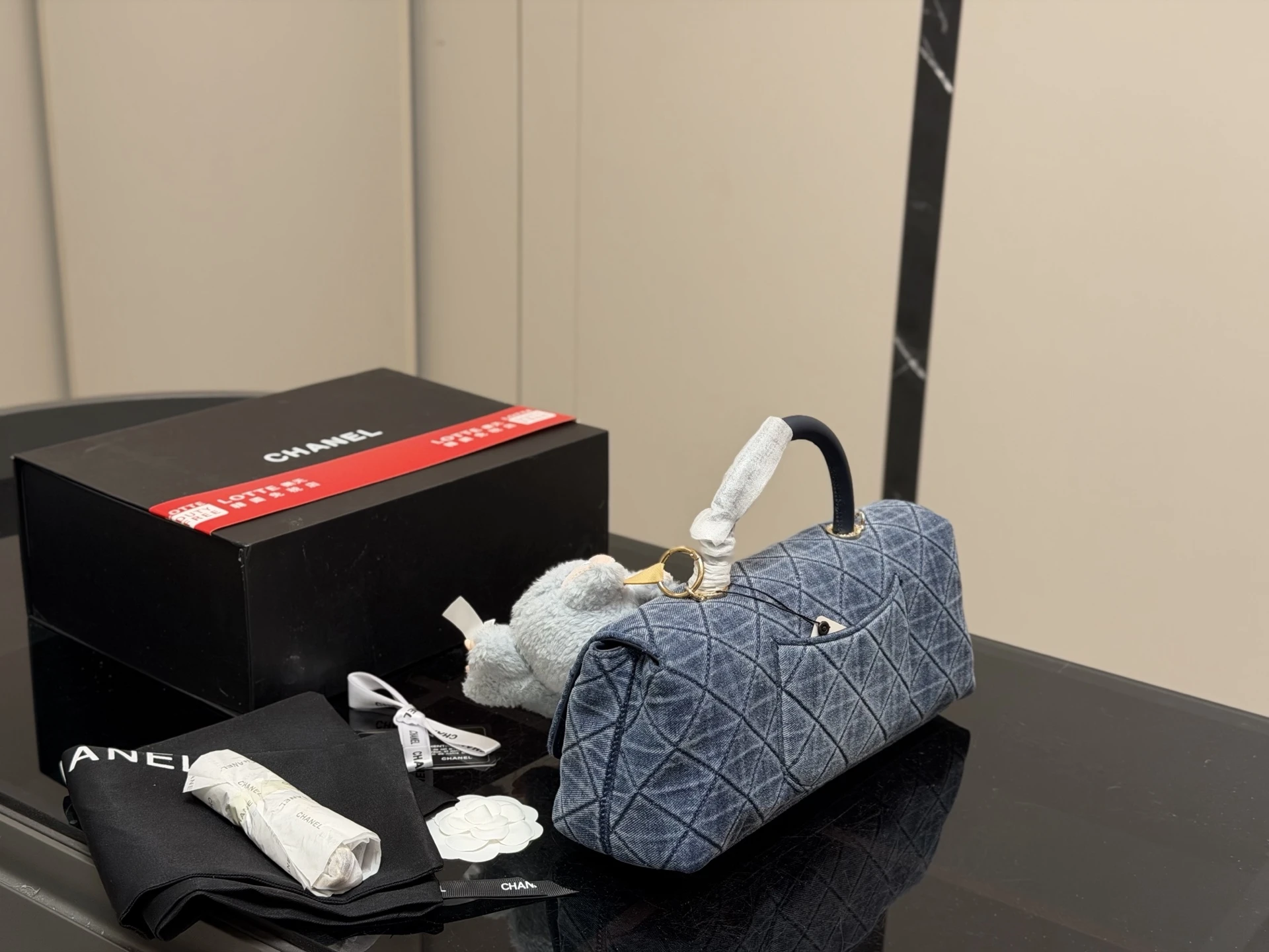 Chanel 26P 𝐂𝐨𝐜𝐨 𝐡𝐚𝐧𝐝𝐥𝐞