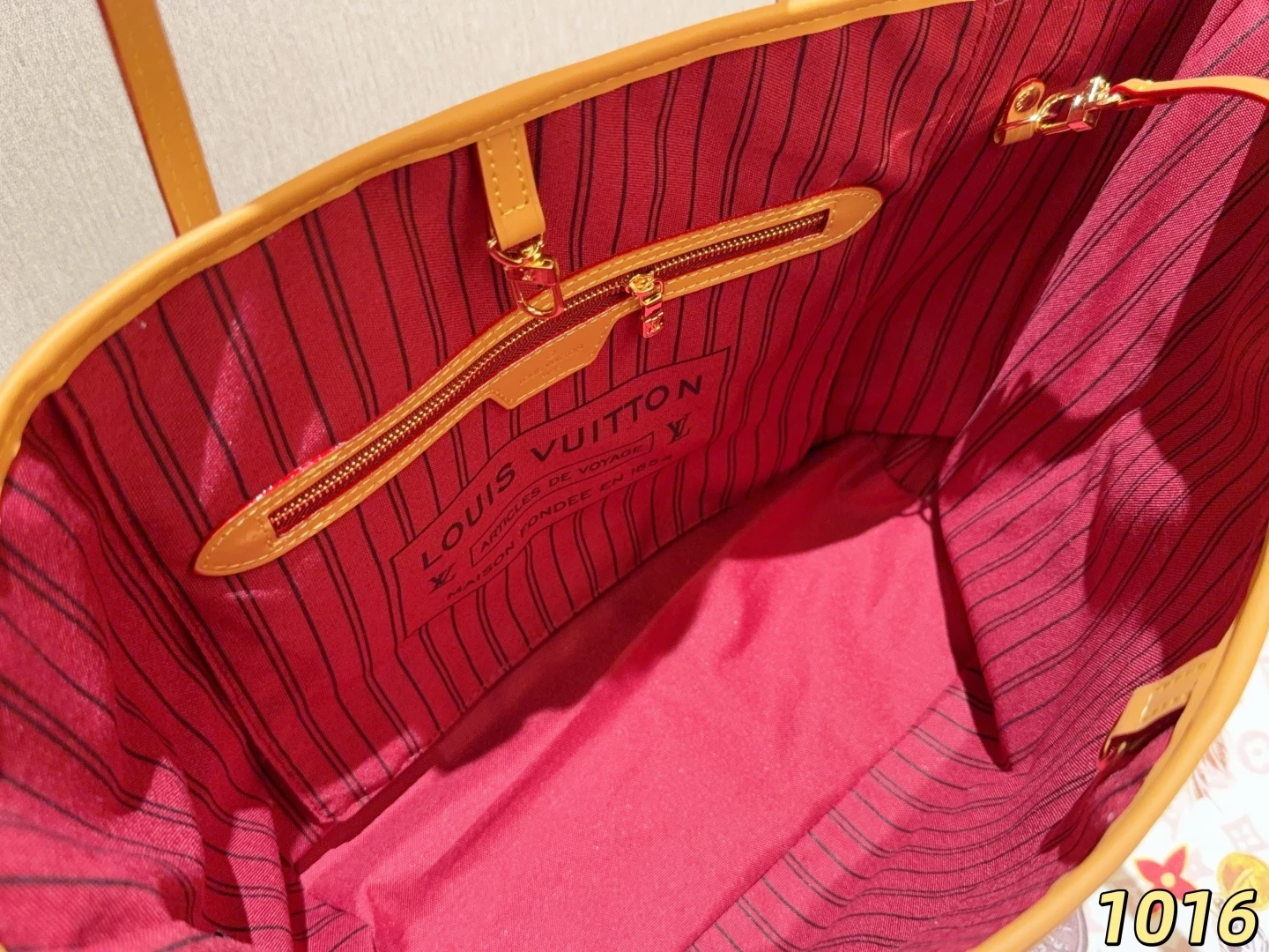 LV Neverfull