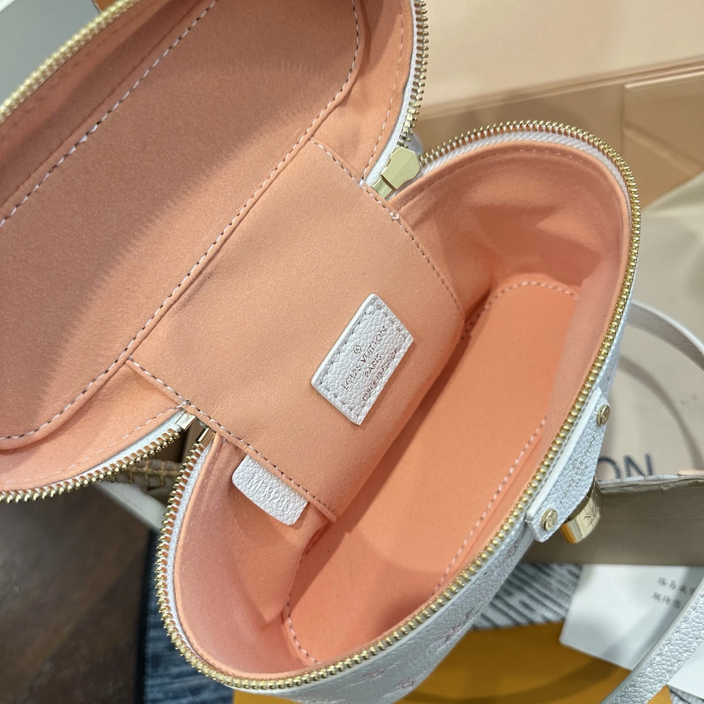 LV Vanity pm