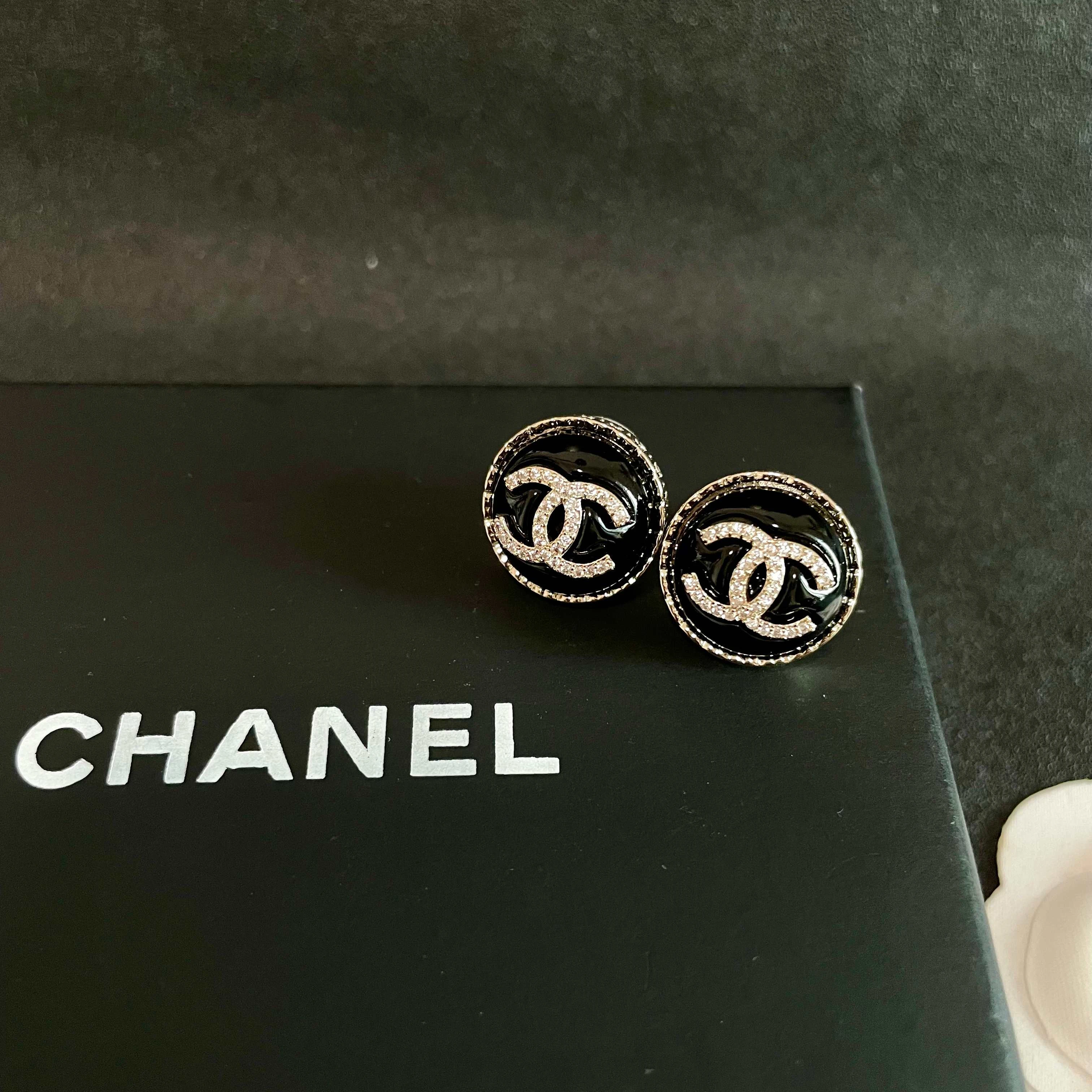 Chanel Earring