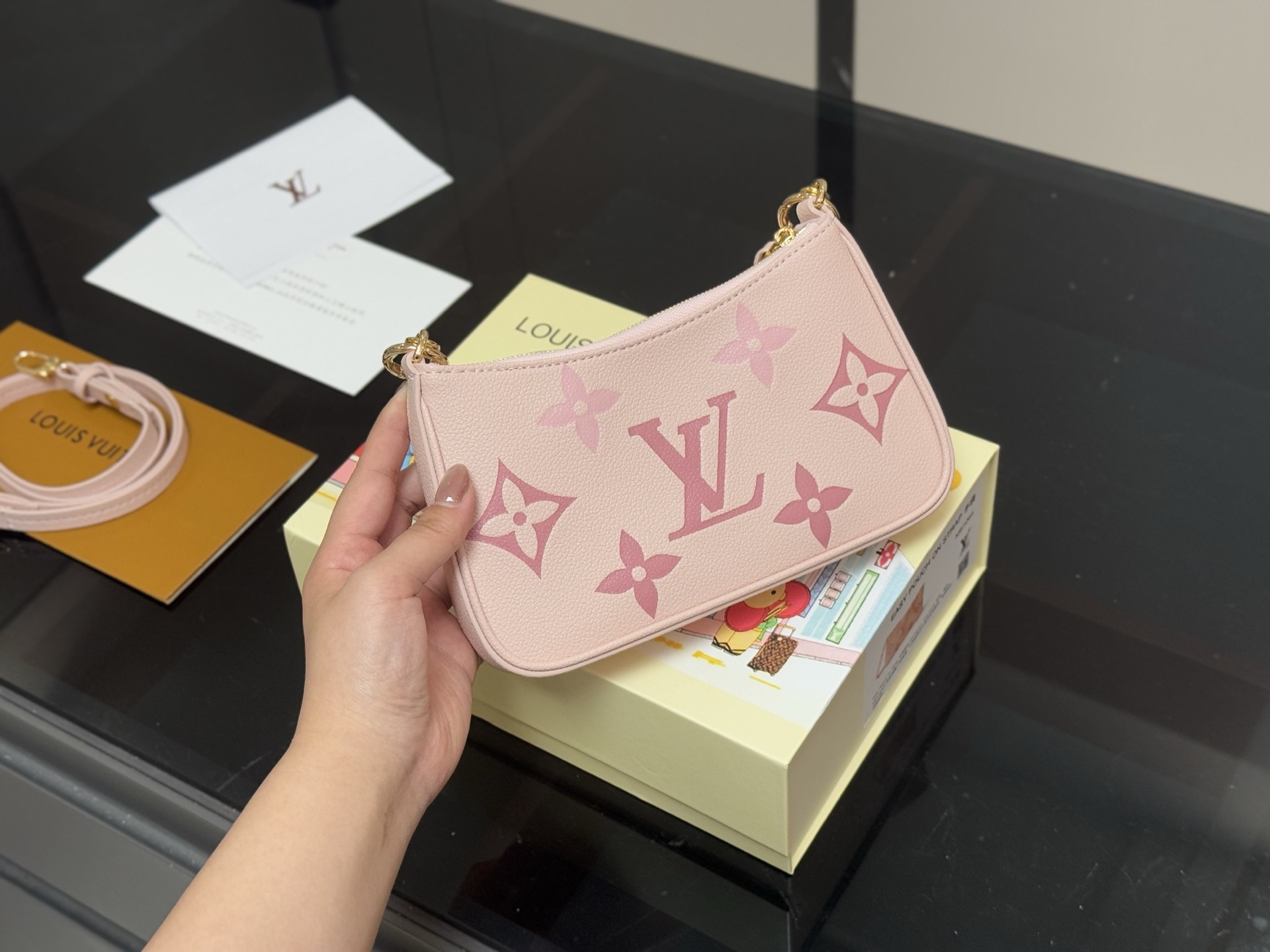 LV Easy Pouch