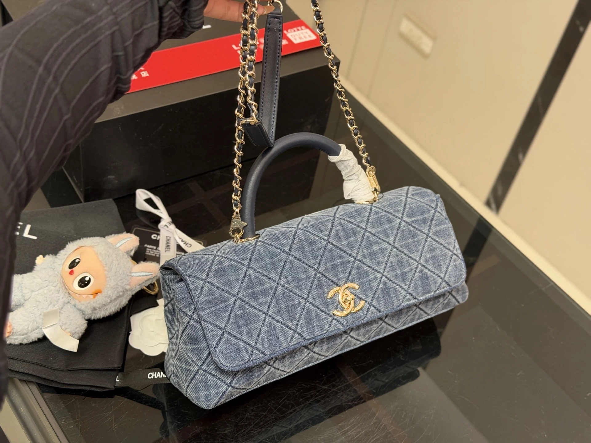 Chanel 26P 𝐂𝐨𝐜𝐨 𝐡𝐚𝐧𝐝𝐥𝐞