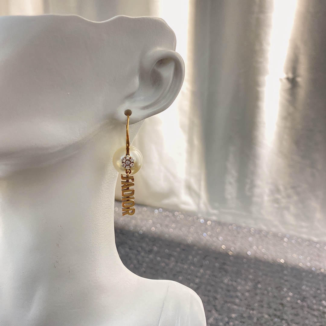 Dior Earring