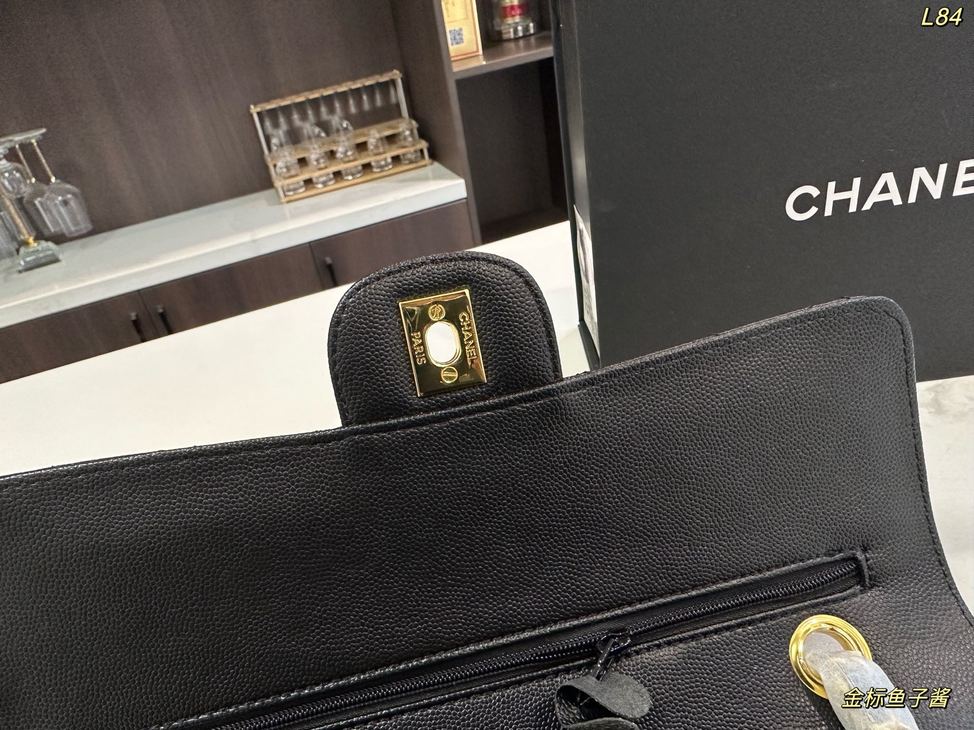 Chanel Classic Flat 25 Golden (Caviar )