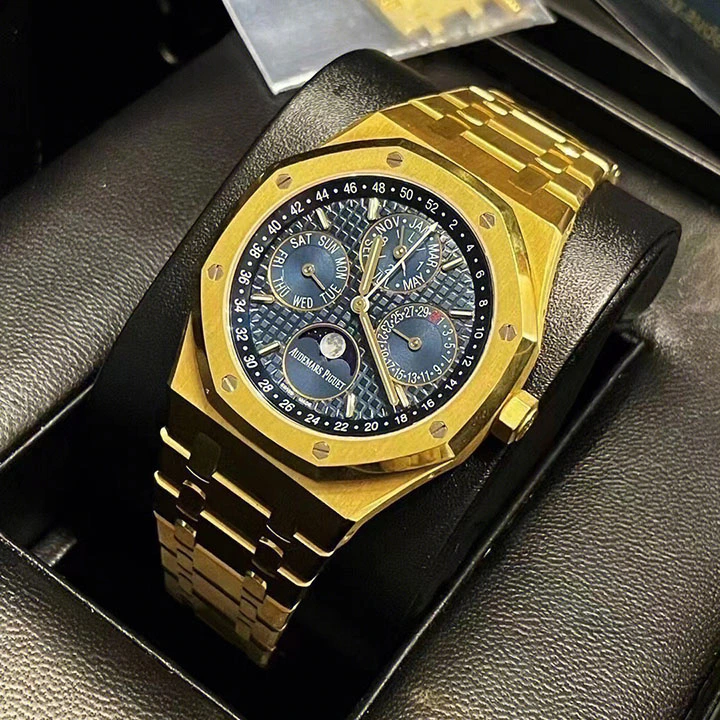 Royal Oak Perpetual Calendar 26574BA.OO.1220BA.01