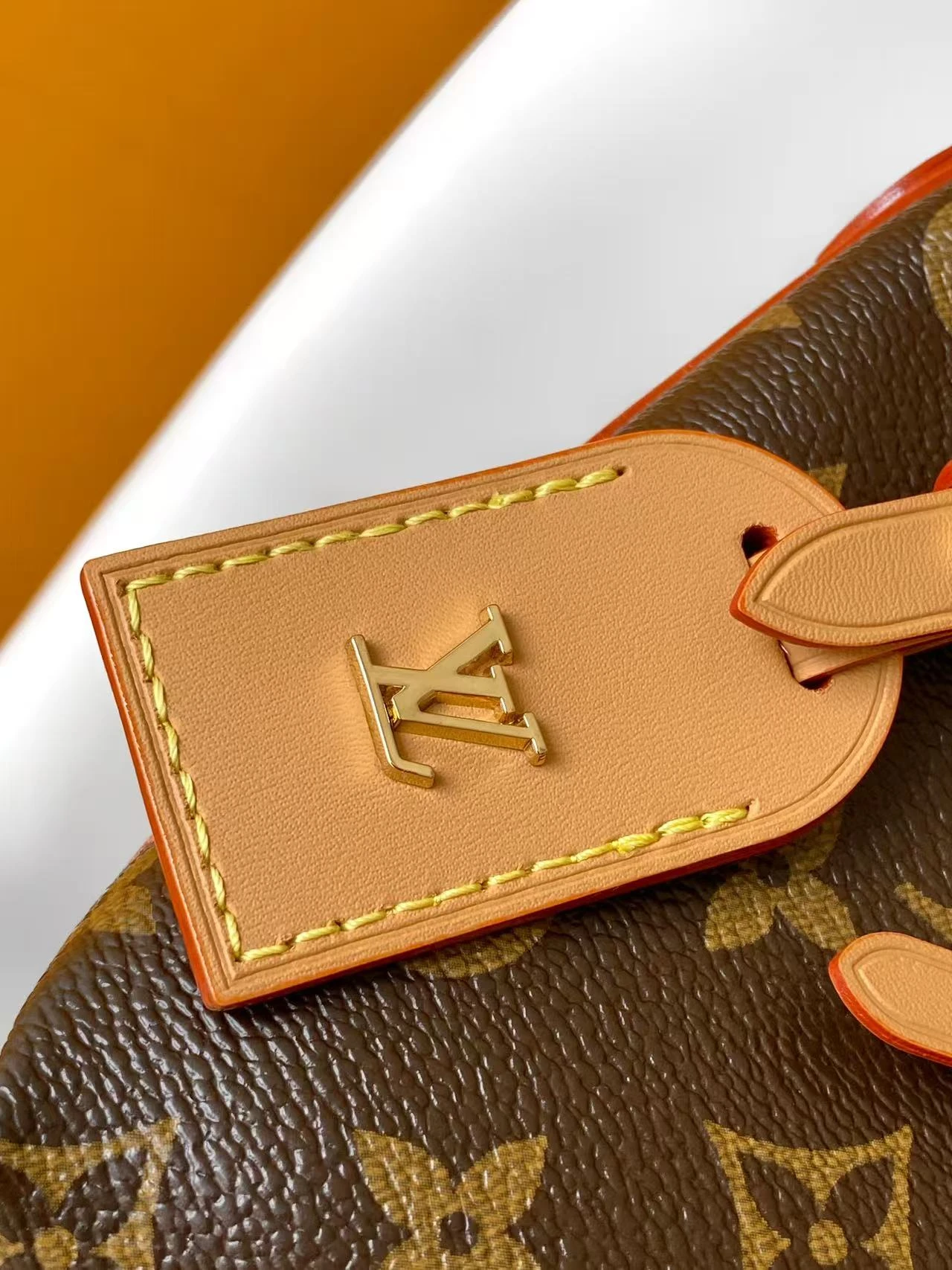 Nano Carryall
