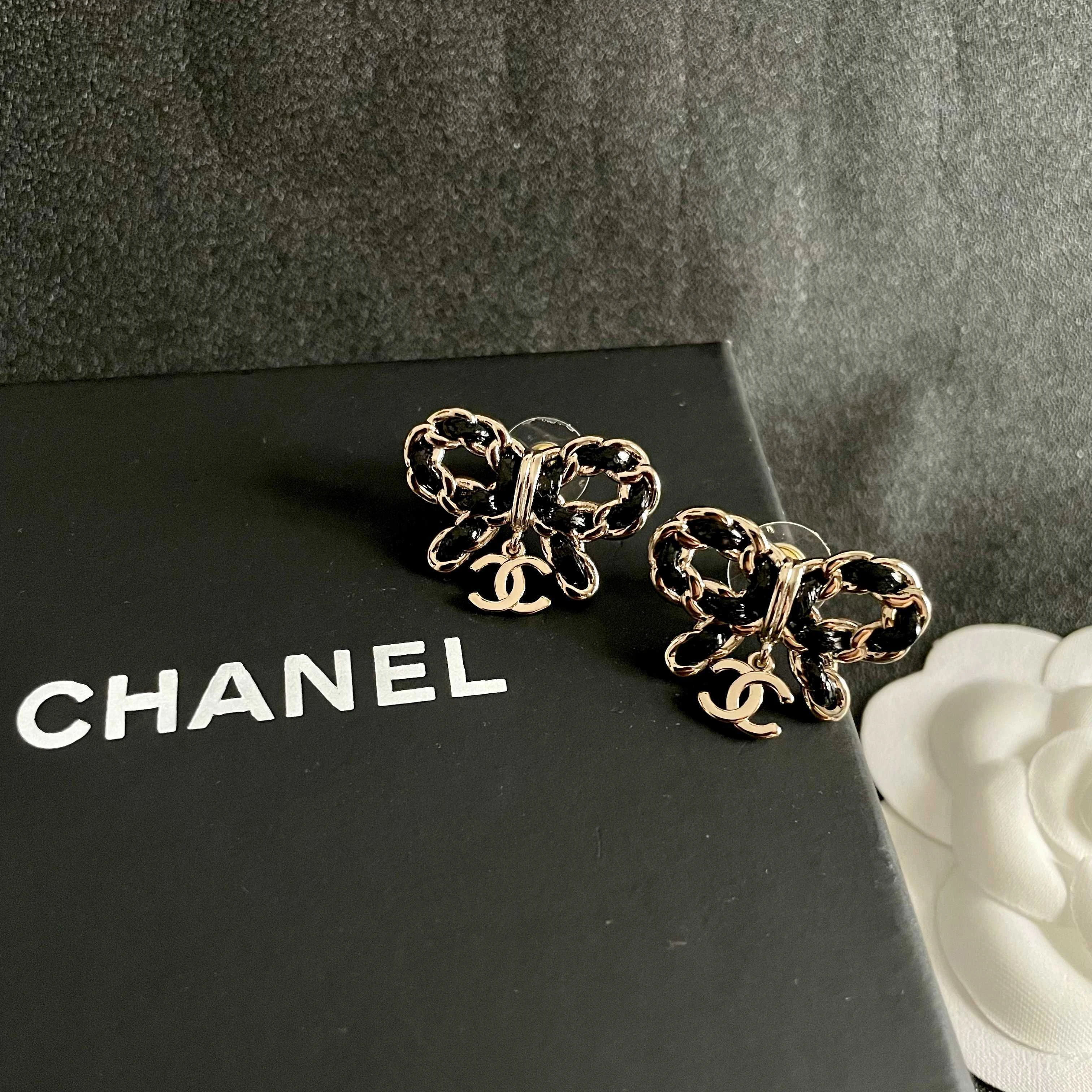 Chanel Earring