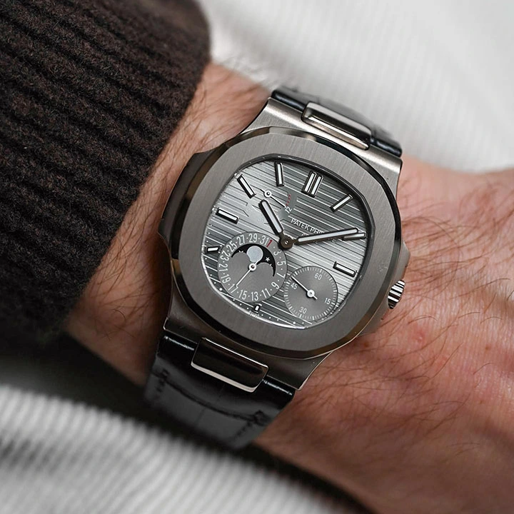 5712G - Patek Philippe NAUTILUS