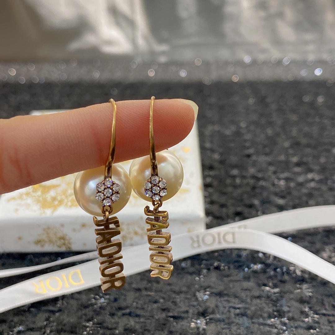 Dior Earring