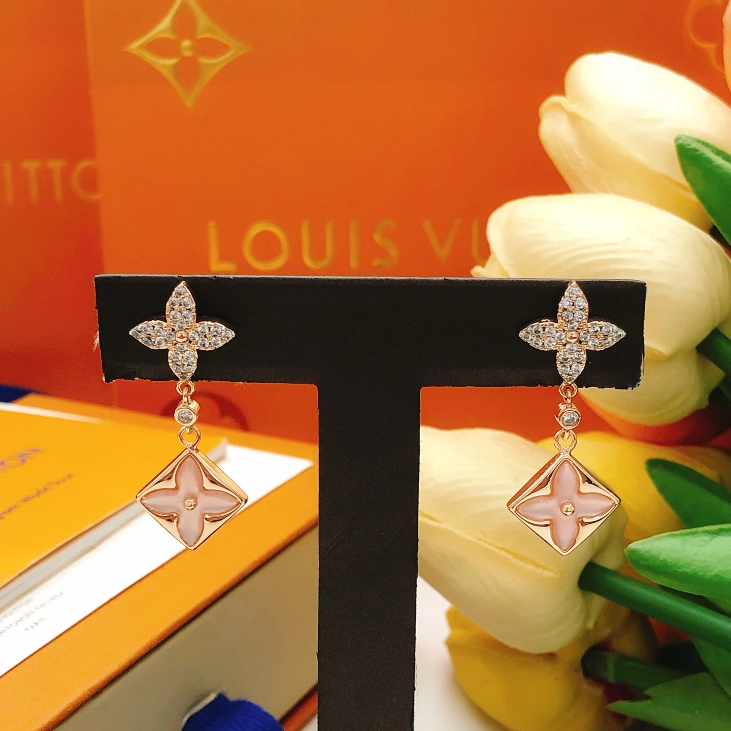 LV Earring