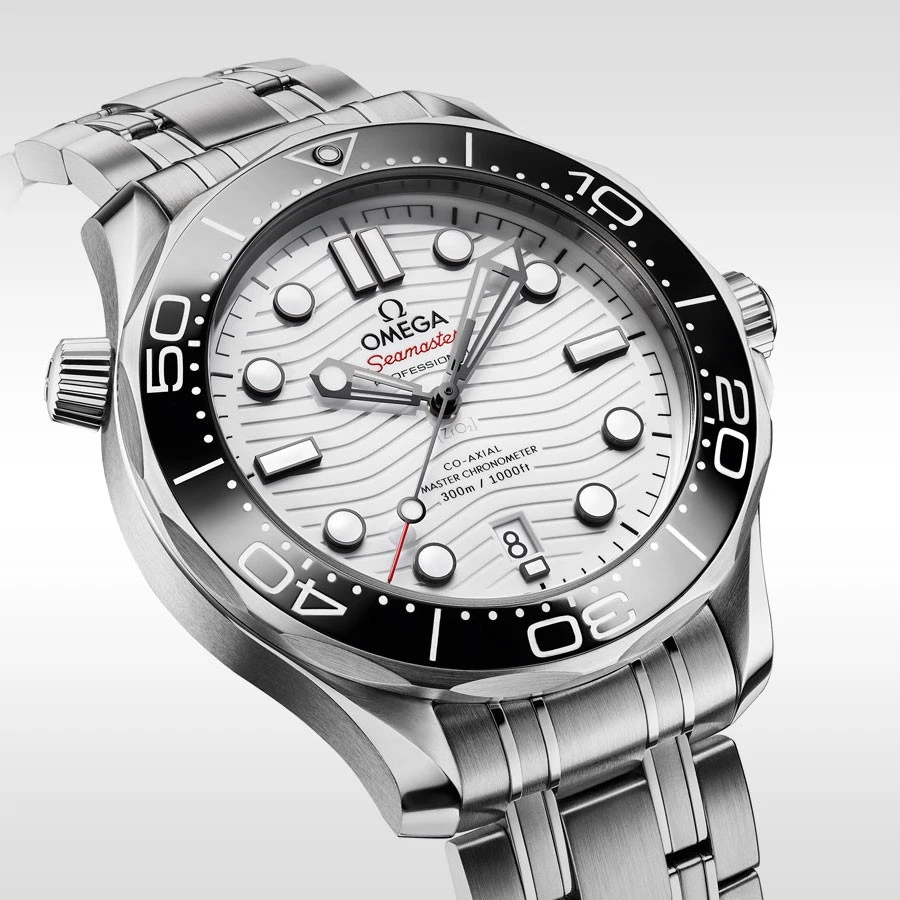 DIVER 300M CO‑AXIAL MASTER CHRONOMETER 42 MM-210.30.42.20.04.001