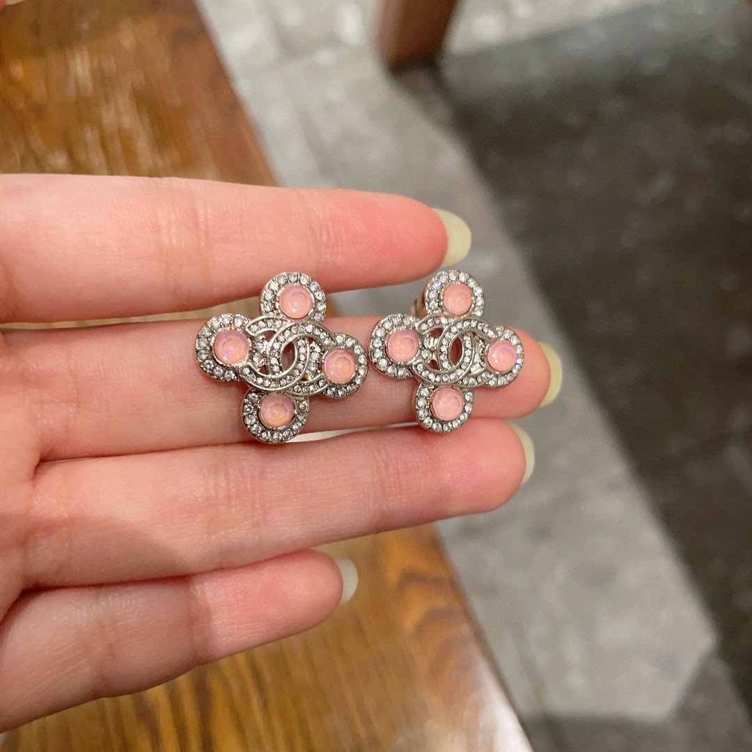 Chanel Earring 9