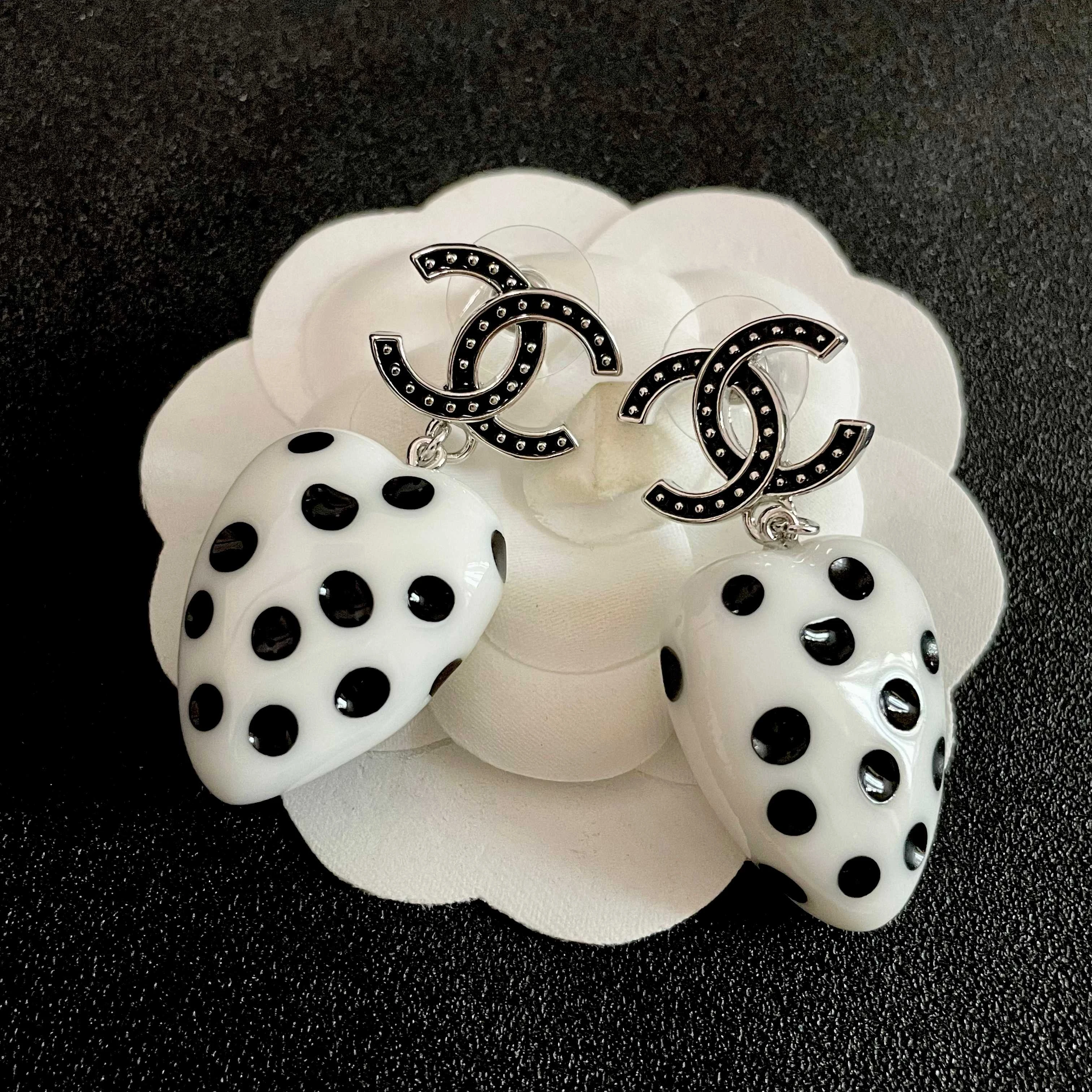 Chanel Earring
